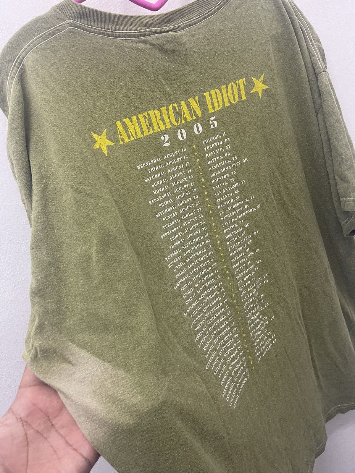 Band Tees Rare Vintage GREEN DAY American Idiot 2005 Tour Thrashed Tee Size US XL / EU 56 / 4 - 6 Thumbnail
