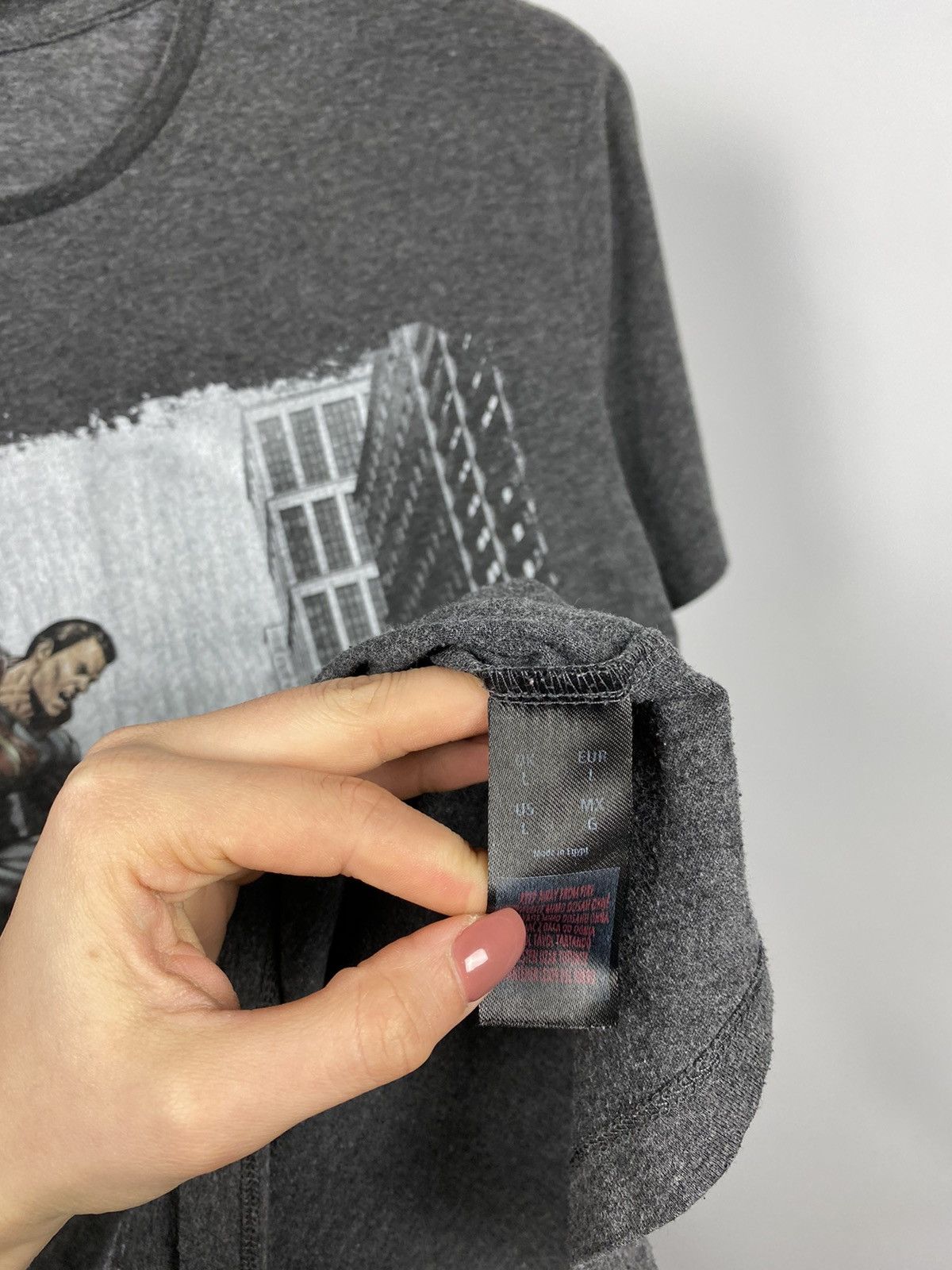 DC Comics Batman vs Superman vintage T-shirts big logo gray size M Size US S / EU 44-46 / 1 - 5 Thumbnail