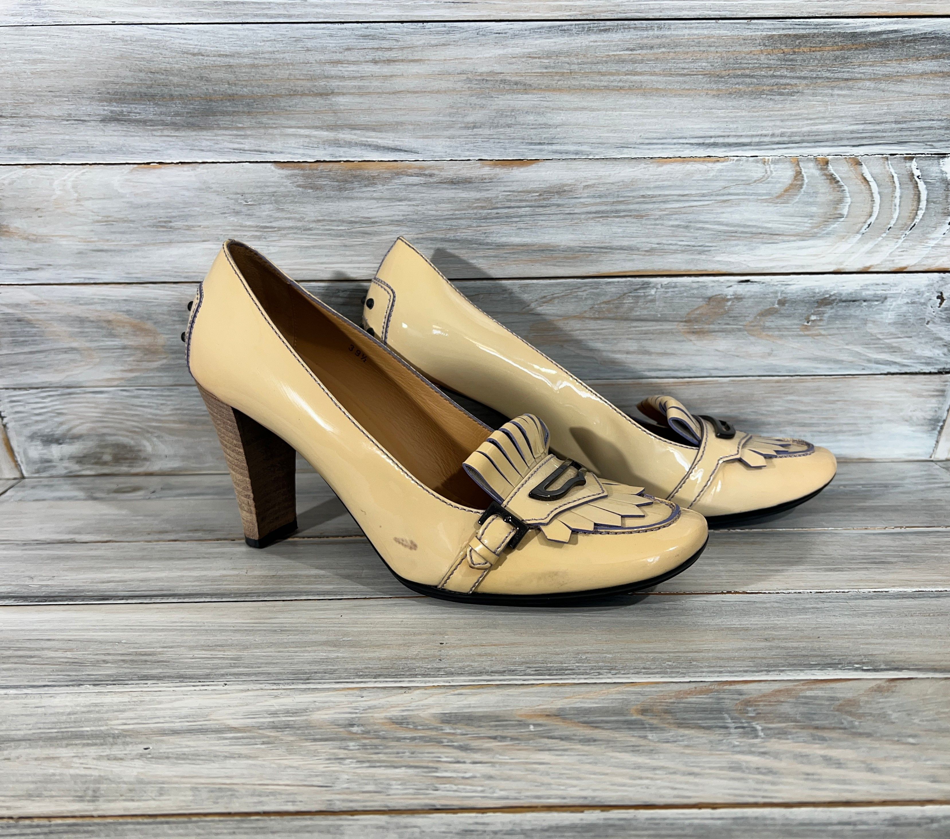 Italian Designers x Leather Tod's Patent Leather Heels Women's Shoes Beige Made In Italy (Size 9.5)