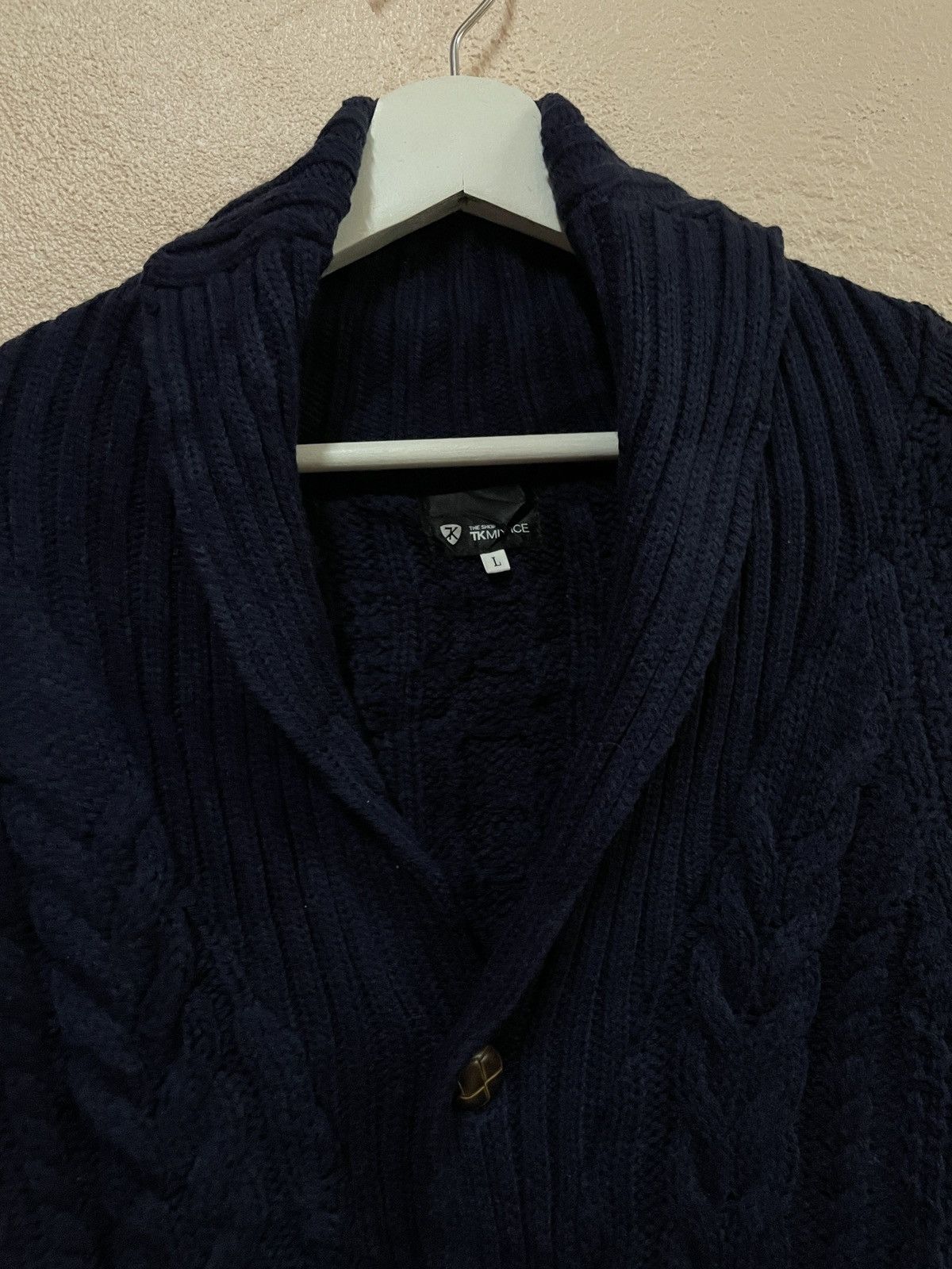 Takeo Kikuchi Takeo Kikuchi knitwear navy blue cardigan menswear v-neck Size US L / EU 52-54 / 3 - 4 Thumbnail
