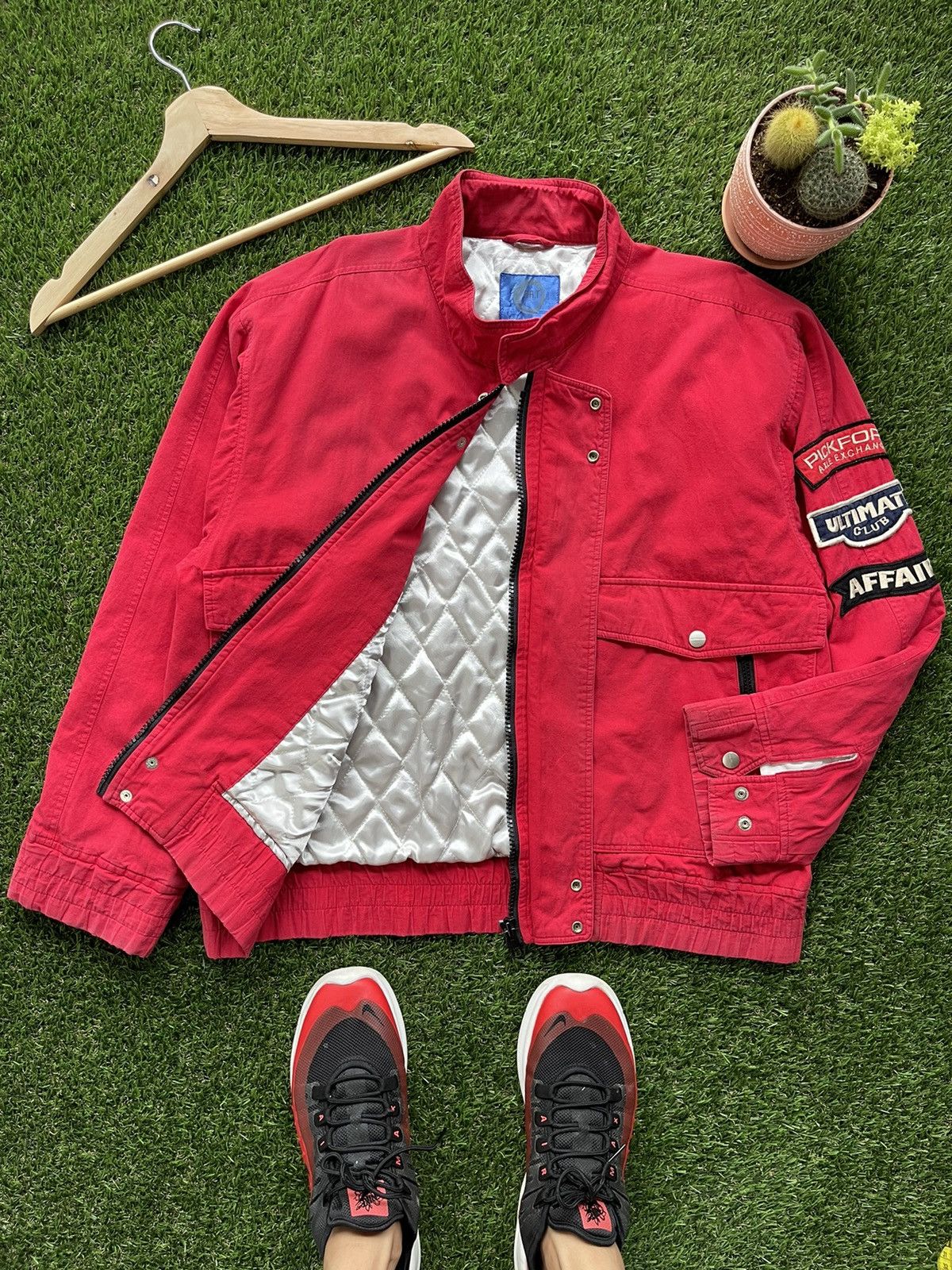 Arizona Racing Team With Big Pocket