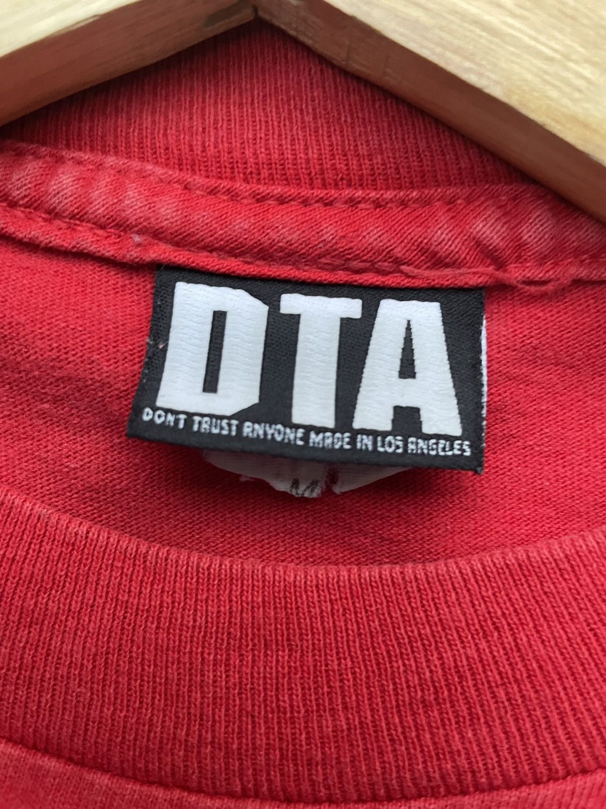 Band Tees × Rap Tees × Vintage Vintage DTA Dateline Tshirt Size US M / EU 48-50 / 2 - 11 Thumbnail