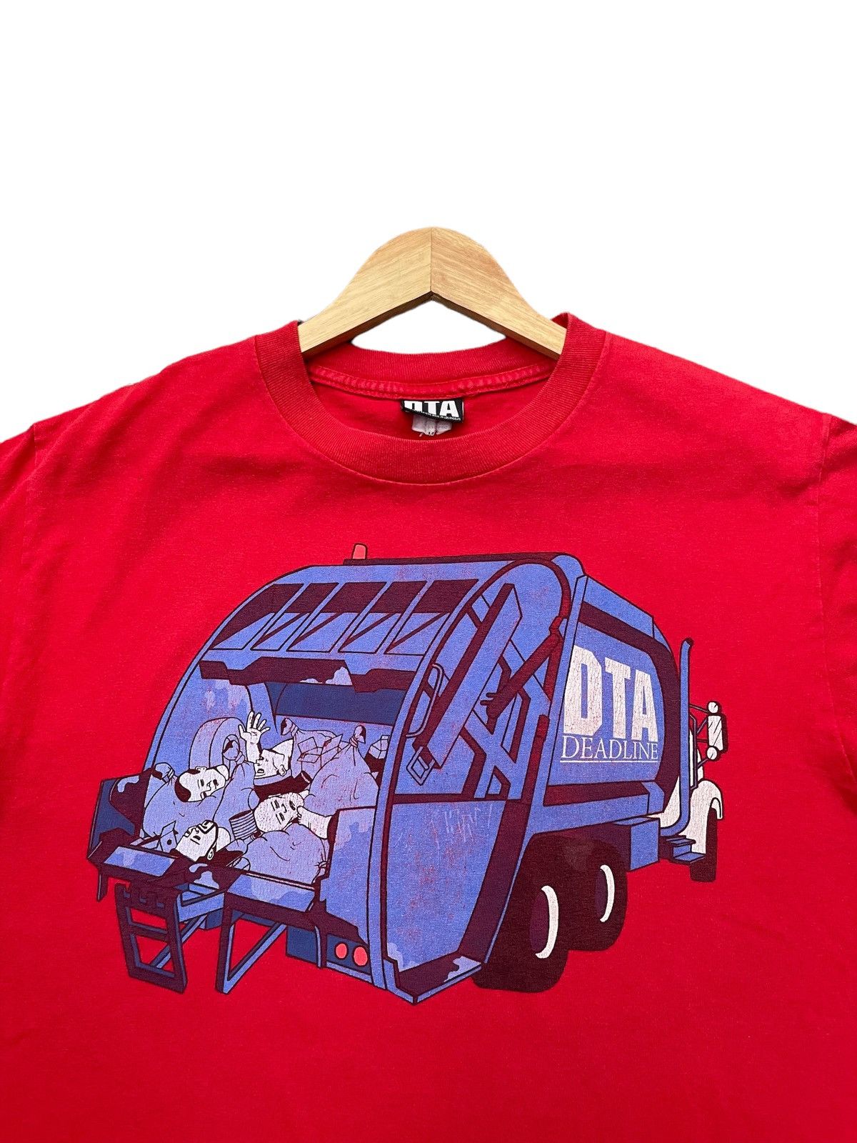Band Tees × Rap Tees × Vintage Vintage DTA Dateline Tshirt Size US M / EU 48-50 / 2 - 6 Thumbnail