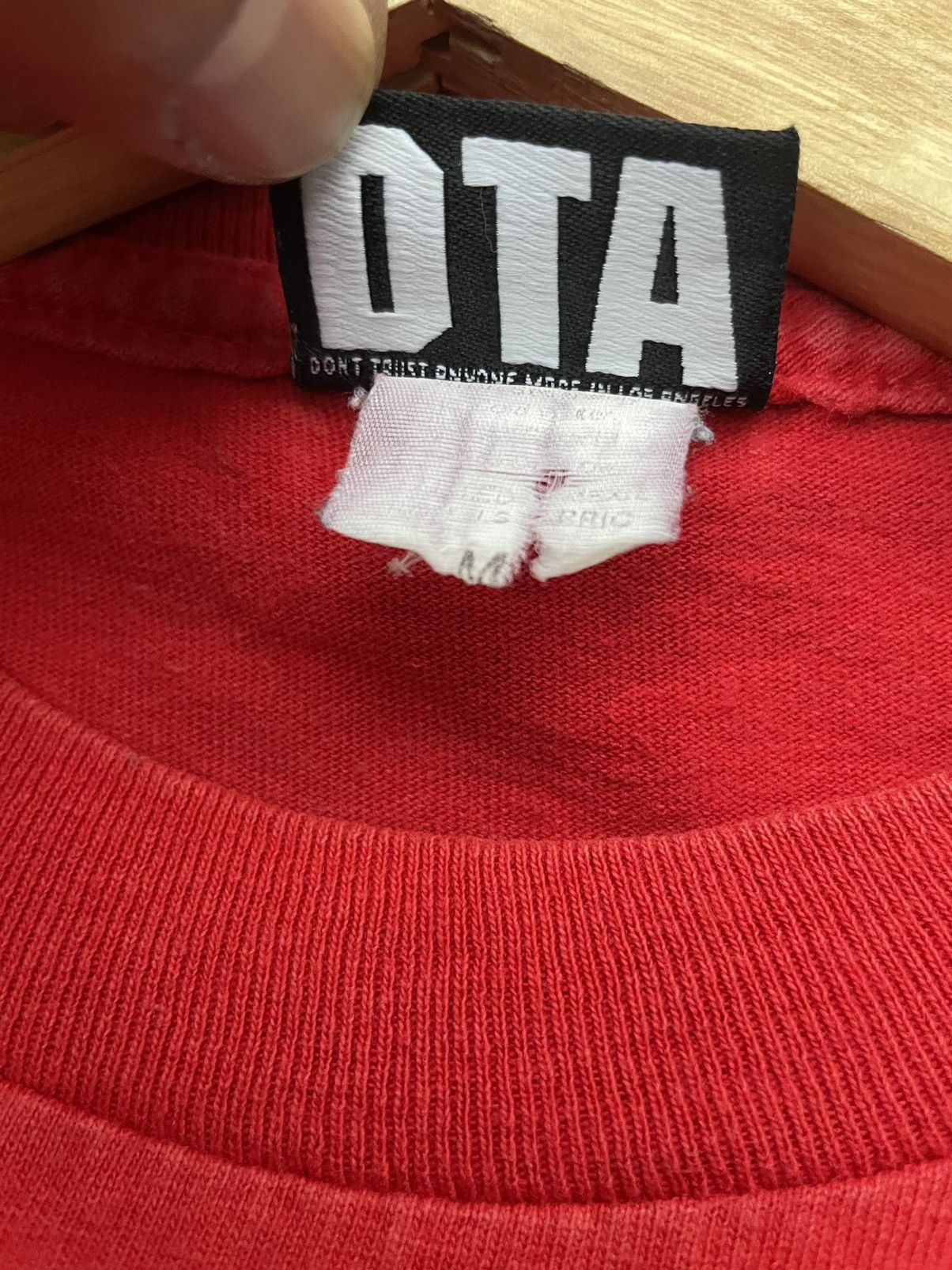 Band Tees × Rap Tees × Vintage Vintage DTA Dateline Tshirt Size US M / EU 48-50 / 2 - 10 Thumbnail