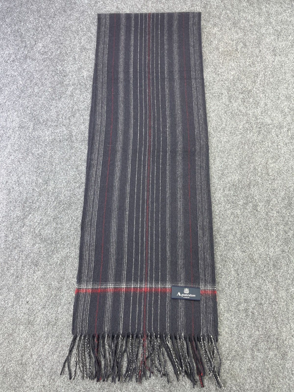 Aquascutum Aquascutum Wool Scarf / Muffler / Neckwear T184 Size ONE SIZE - 1 Thumbnail