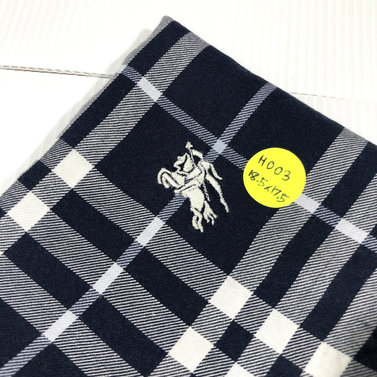 Burberry Burberrys Novacheck Checkered Handkerchief Pocketsquare Size ONE SIZE - 3 Thumbnail