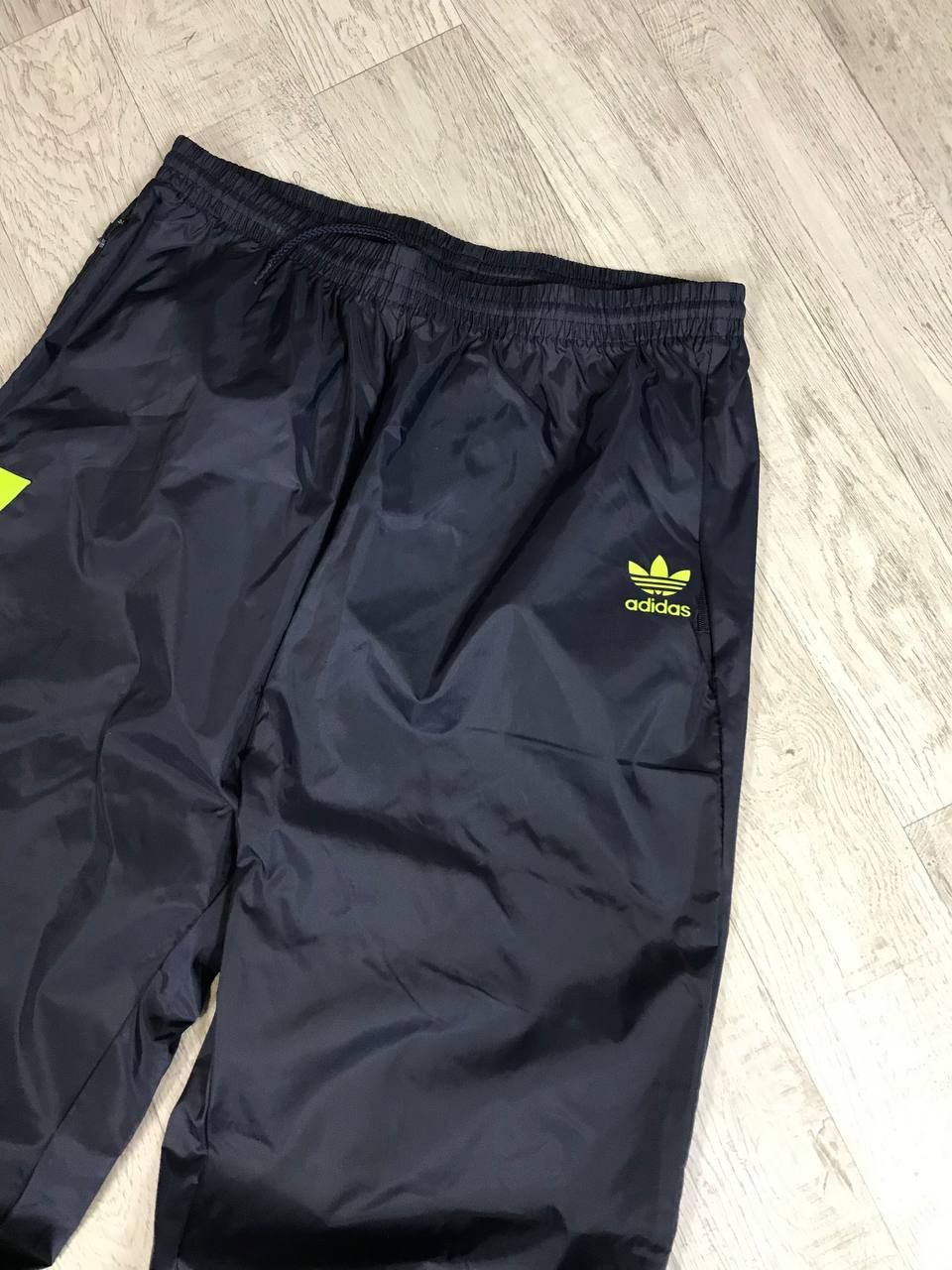 Vintage Adidas vintage nylon sweatpants Size US 34 / EU 50 - 2 Thumbnail