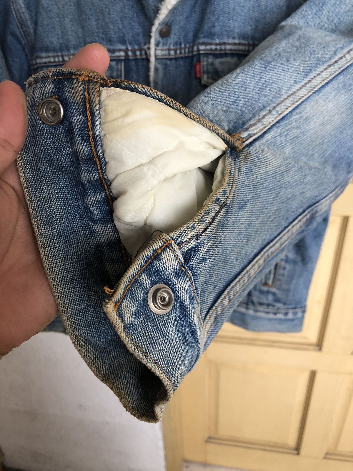Levi's Vintage Levis Sherpa Distressed Colour Trucker Denim Jackets Size US L / EU 52-54 / 3 - 9 Thumbnail