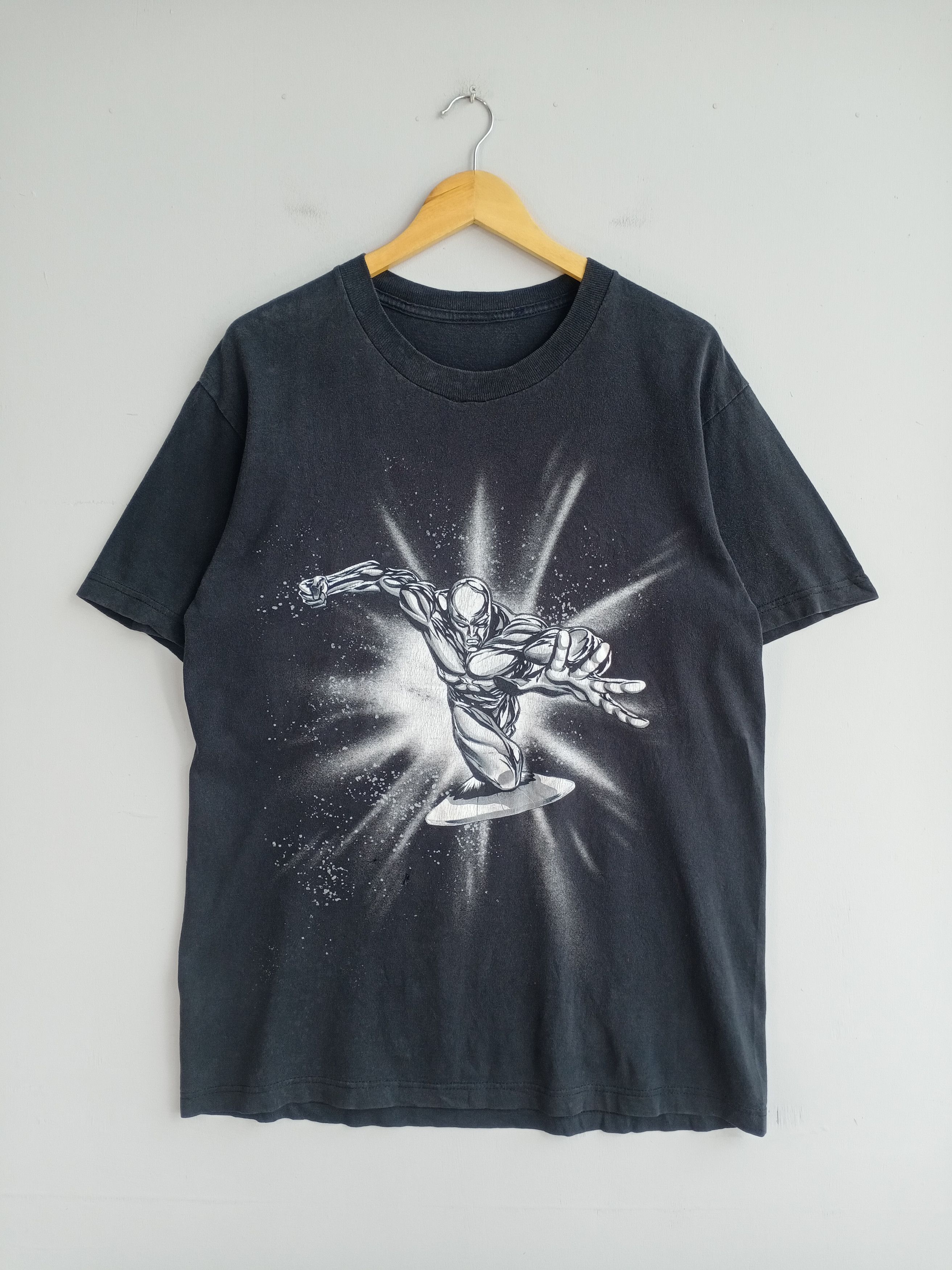 Marvel Comics 💥Vintage Y2k Silver Surfer Marvel Comic Superhero Tshirt Size US L / EU 52-54 / 3 - 1 Thumbnail
