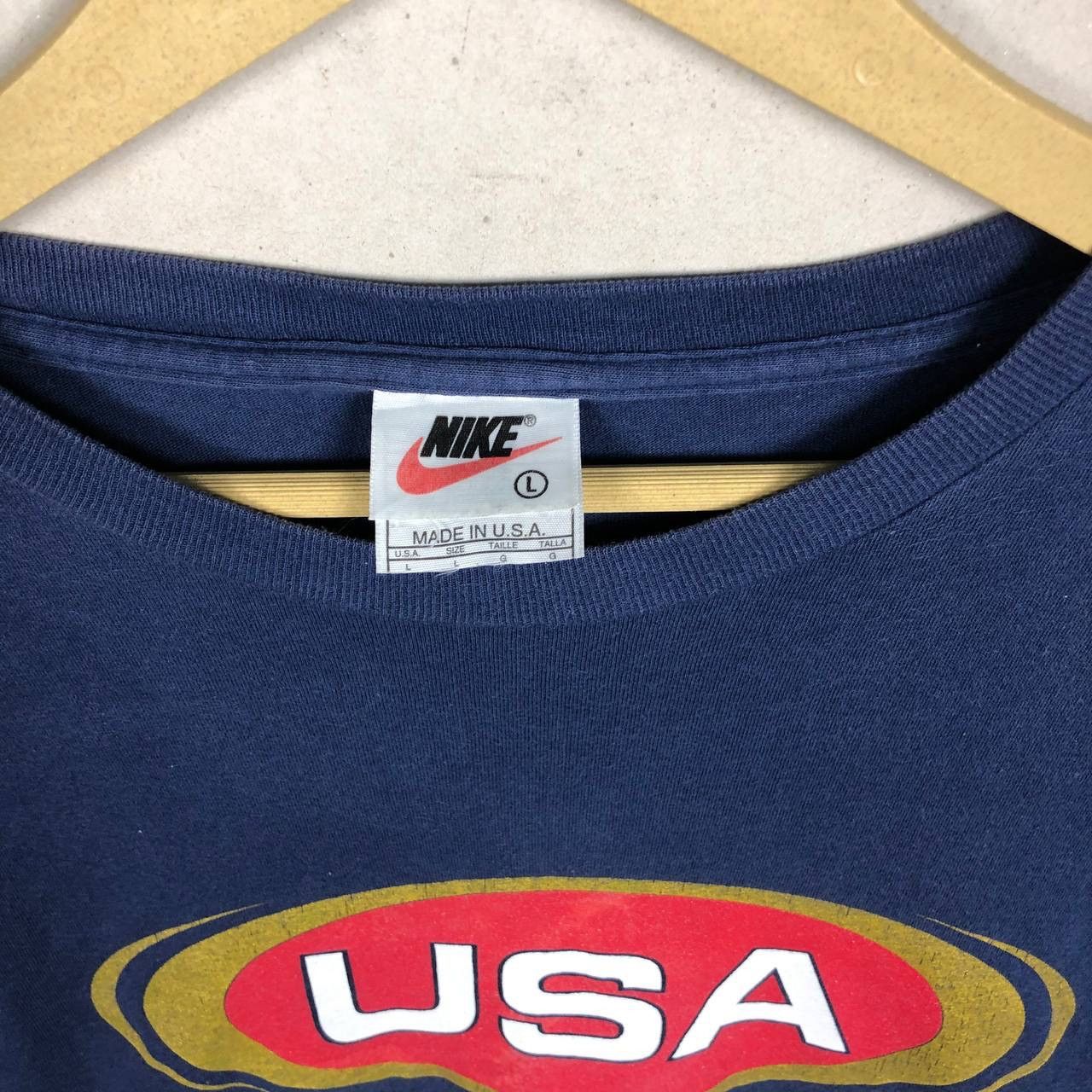 Nike Vintage 90s Nike USA Big Logo Tshirt Size US L / EU 52-54 / 3 - 5 Thumbnail