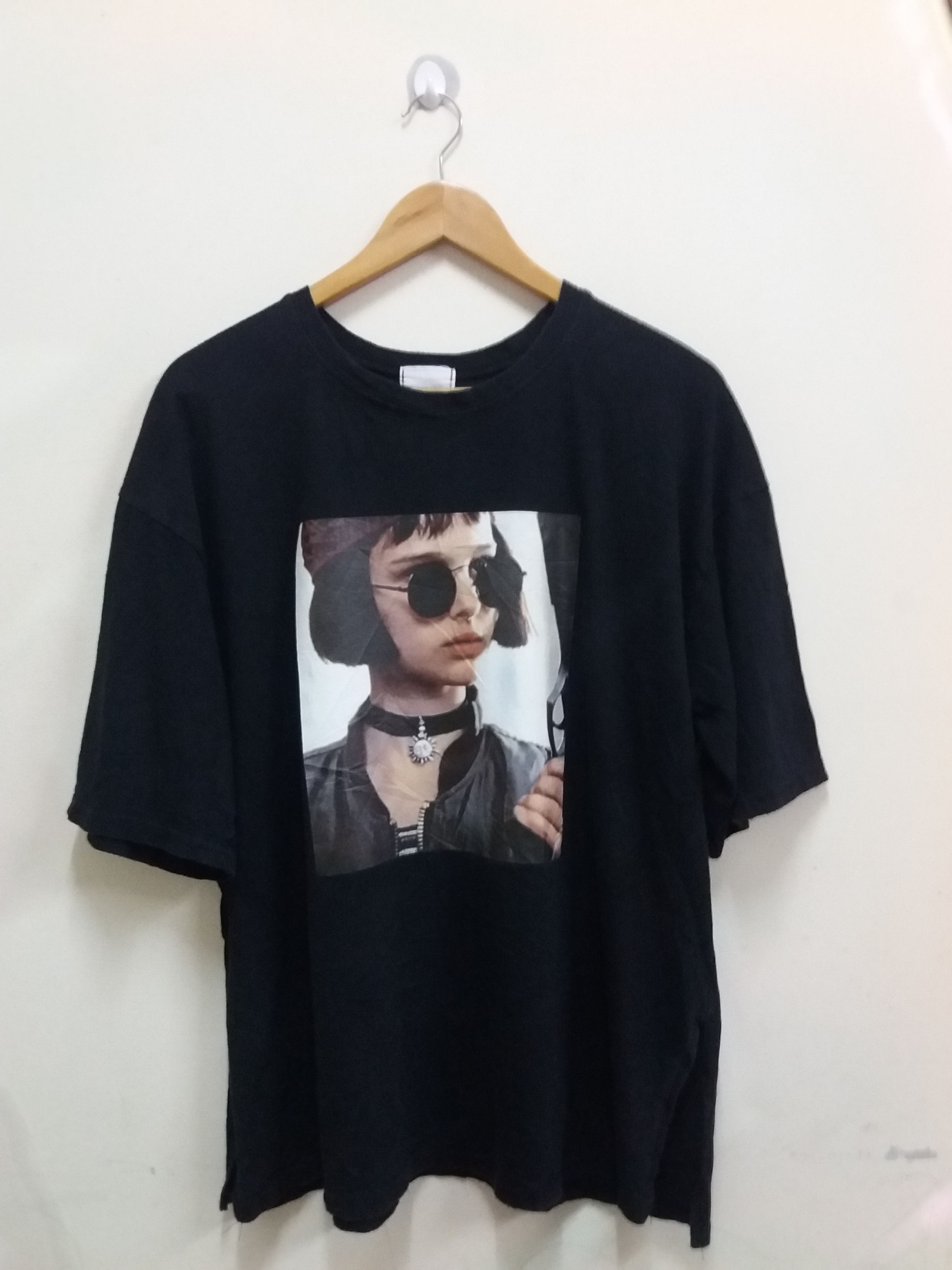 Other Mathilda/Natalie Portman photo print t-shit for Leon Size US L / EU 52-54 / 3 - 1 Thumbnail