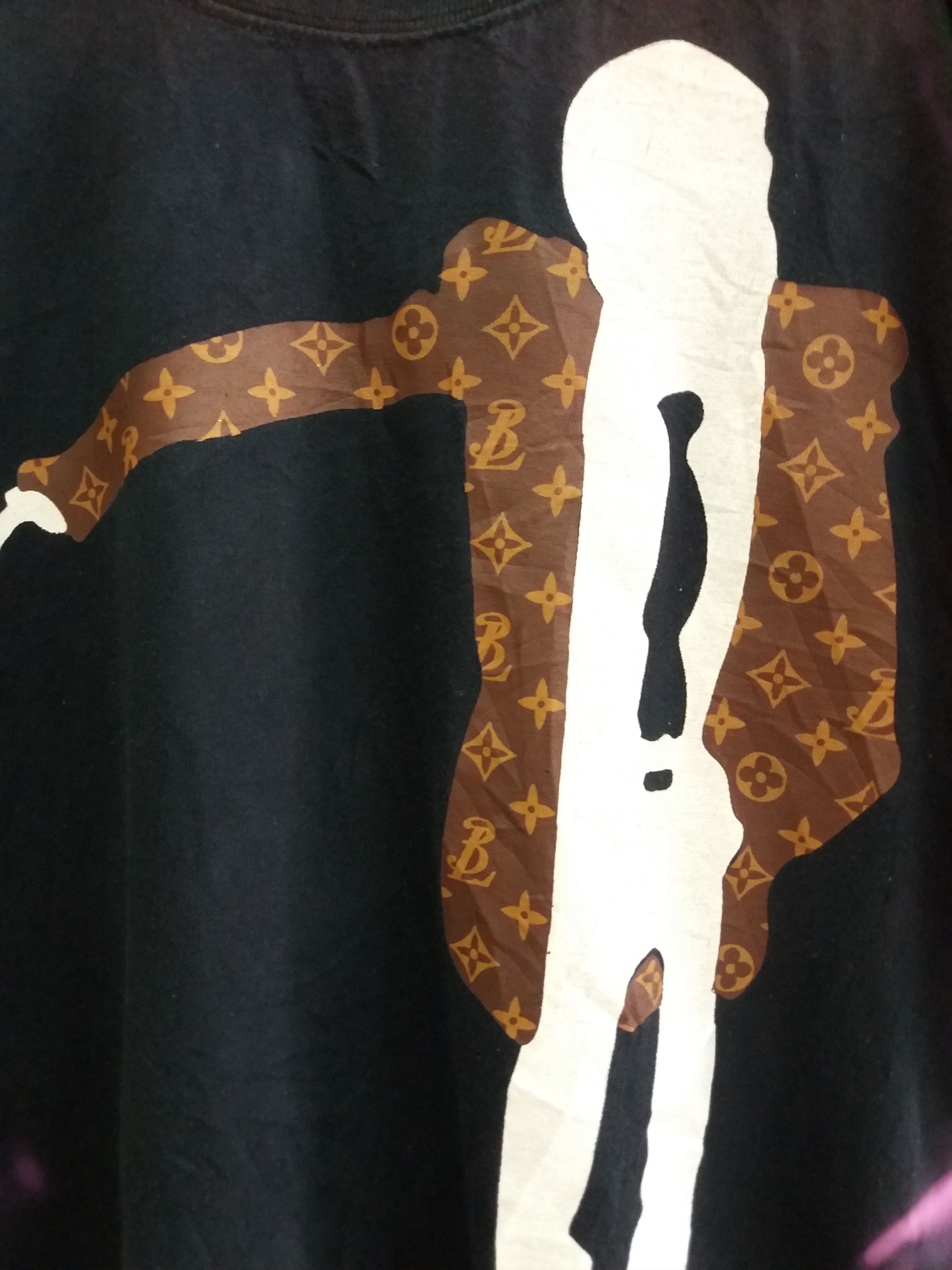 Anime Lupin The Third wears LV parody t-shirt Size US M / EU 48-50 / 2 - 3 Thumbnail