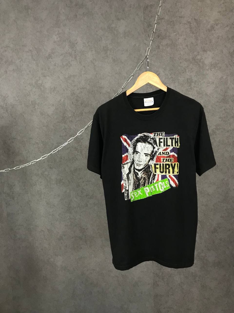 Band Tees Sex Pistols vintage rock band tee Size US M / EU 48-50 / 2 - 1 Thumbnail