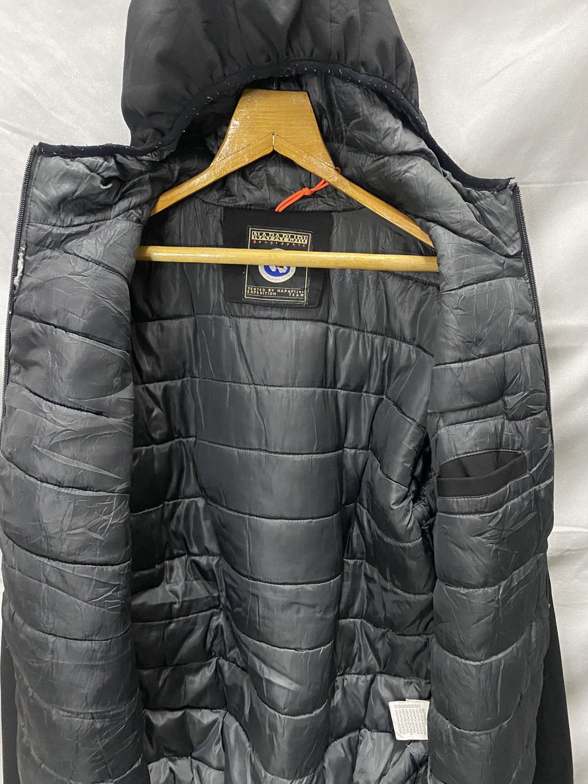Napapijri Napapijri Puffer Jacket Hoodie Black Size US XL / EU 56 / 4 - 10 Thumbnail