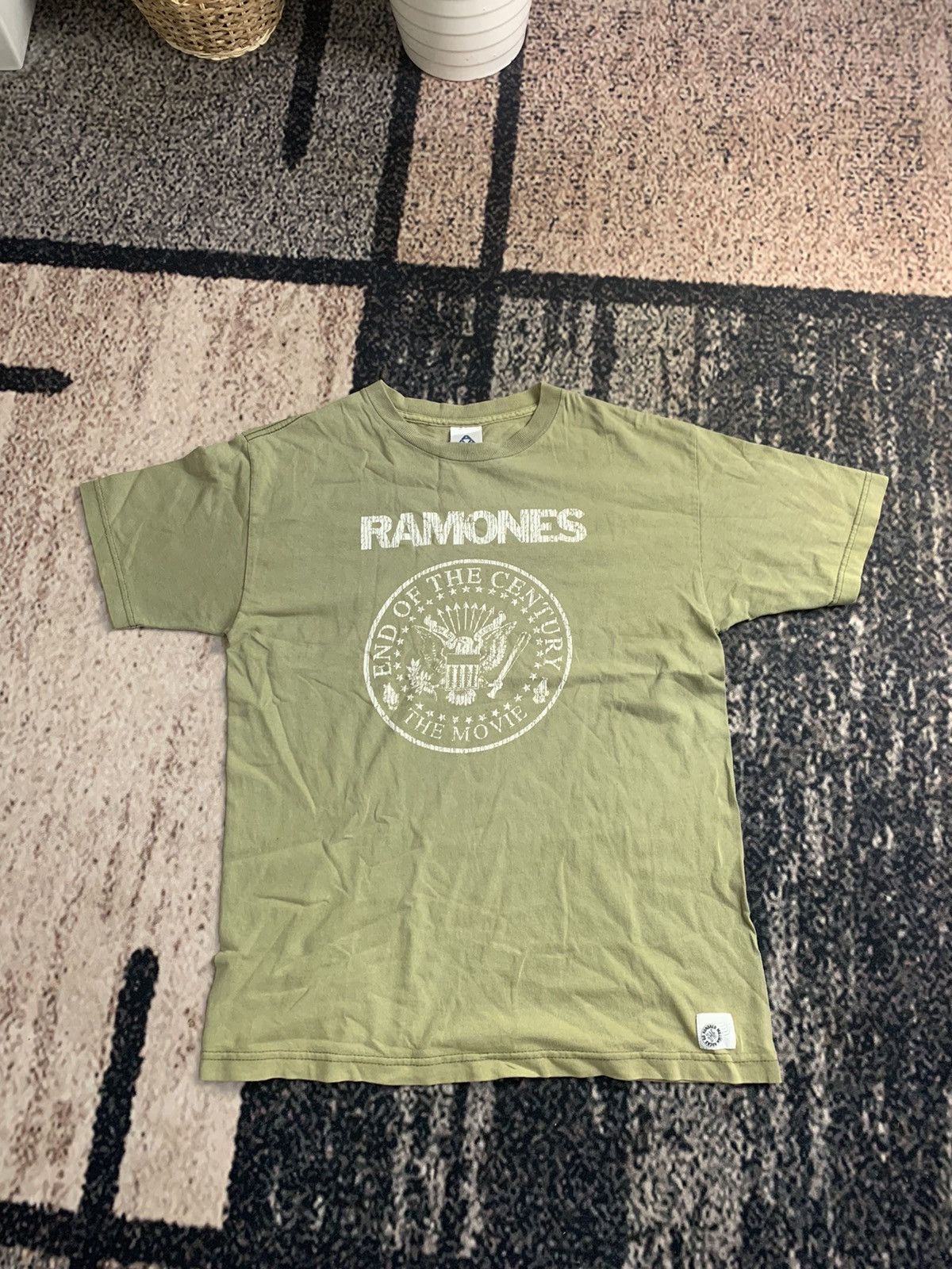 Ramones band tees shirt