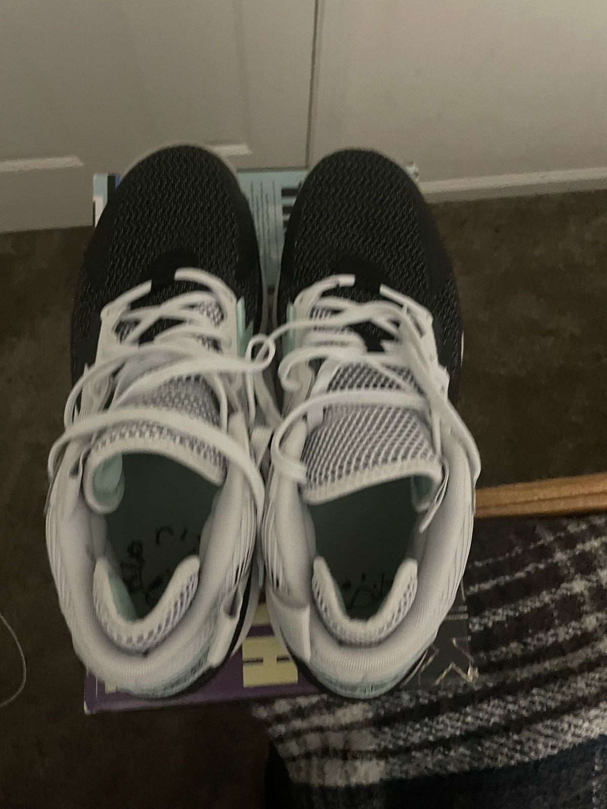 Adidas Dame 8 3SSB issued Size US 12 / EU 45 - 5 Thumbnail