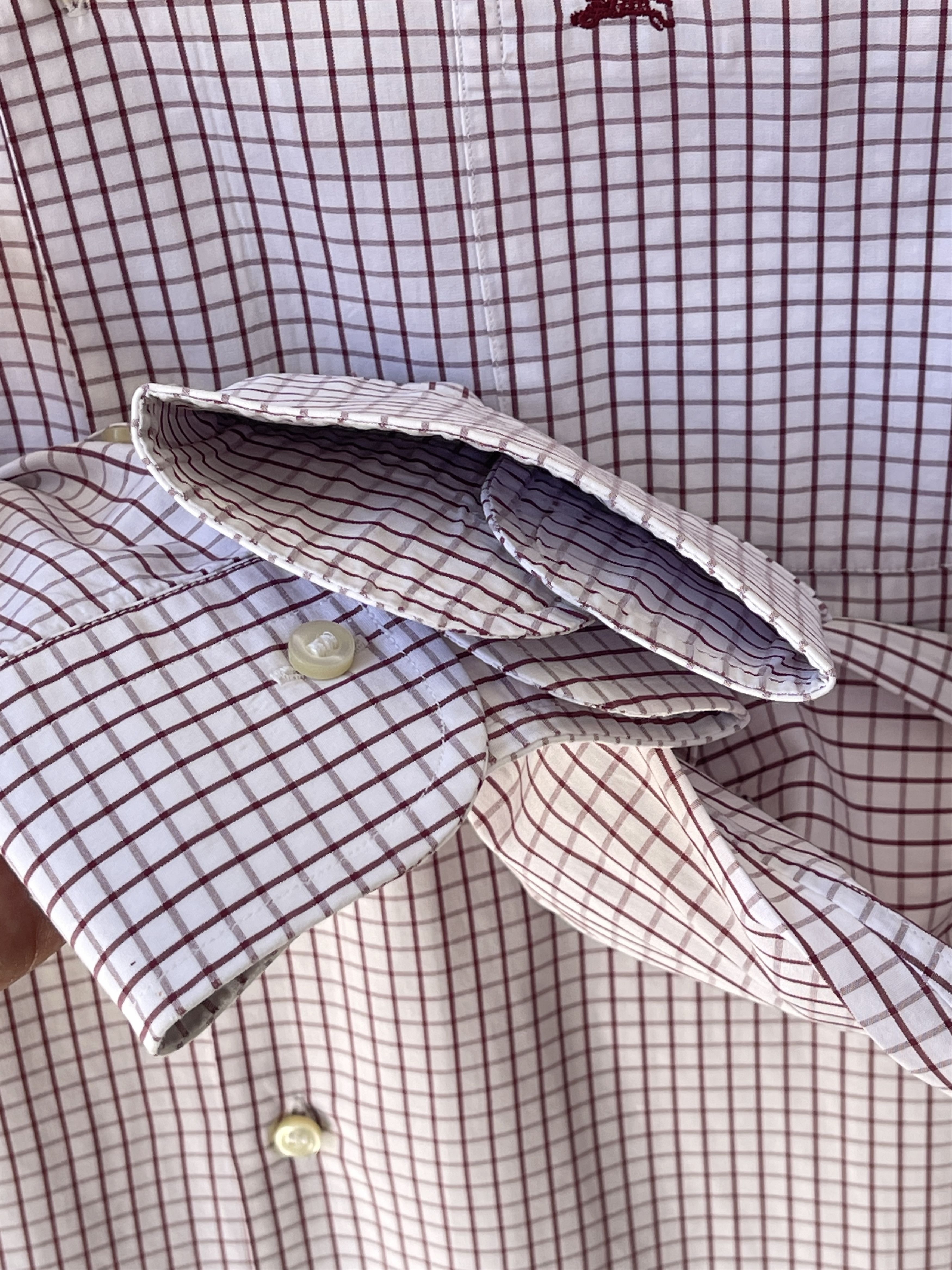 Burberry 🔥 Burberry plaid shirt burgundy and white size L Size US L / EU 52-54 / 3 - 4 Thumbnail