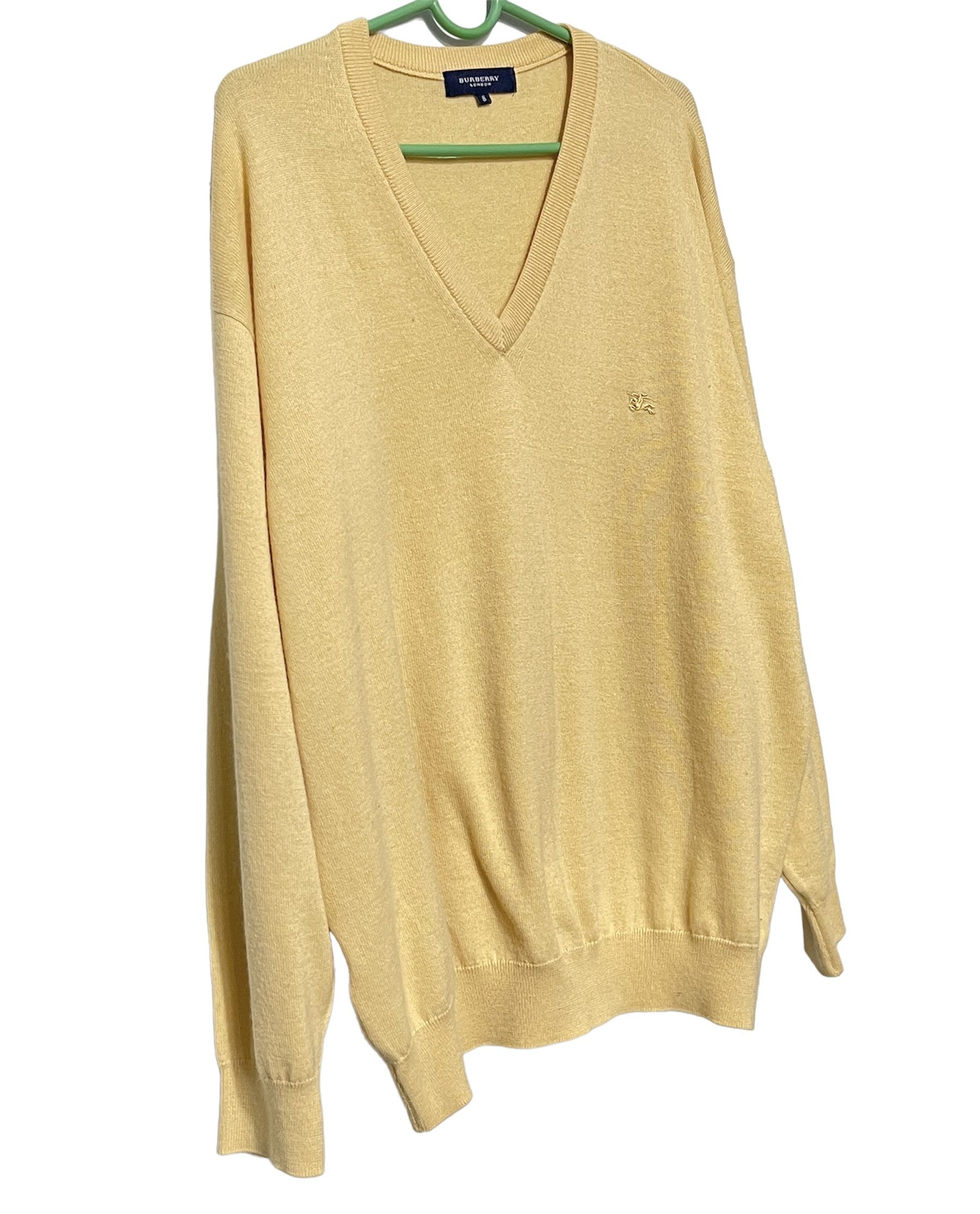 Burberry 🔥wool vneck jumper sweater Burberry size xl wool merino Size US XL / EU 56 / 4 - 1 Thumbnail