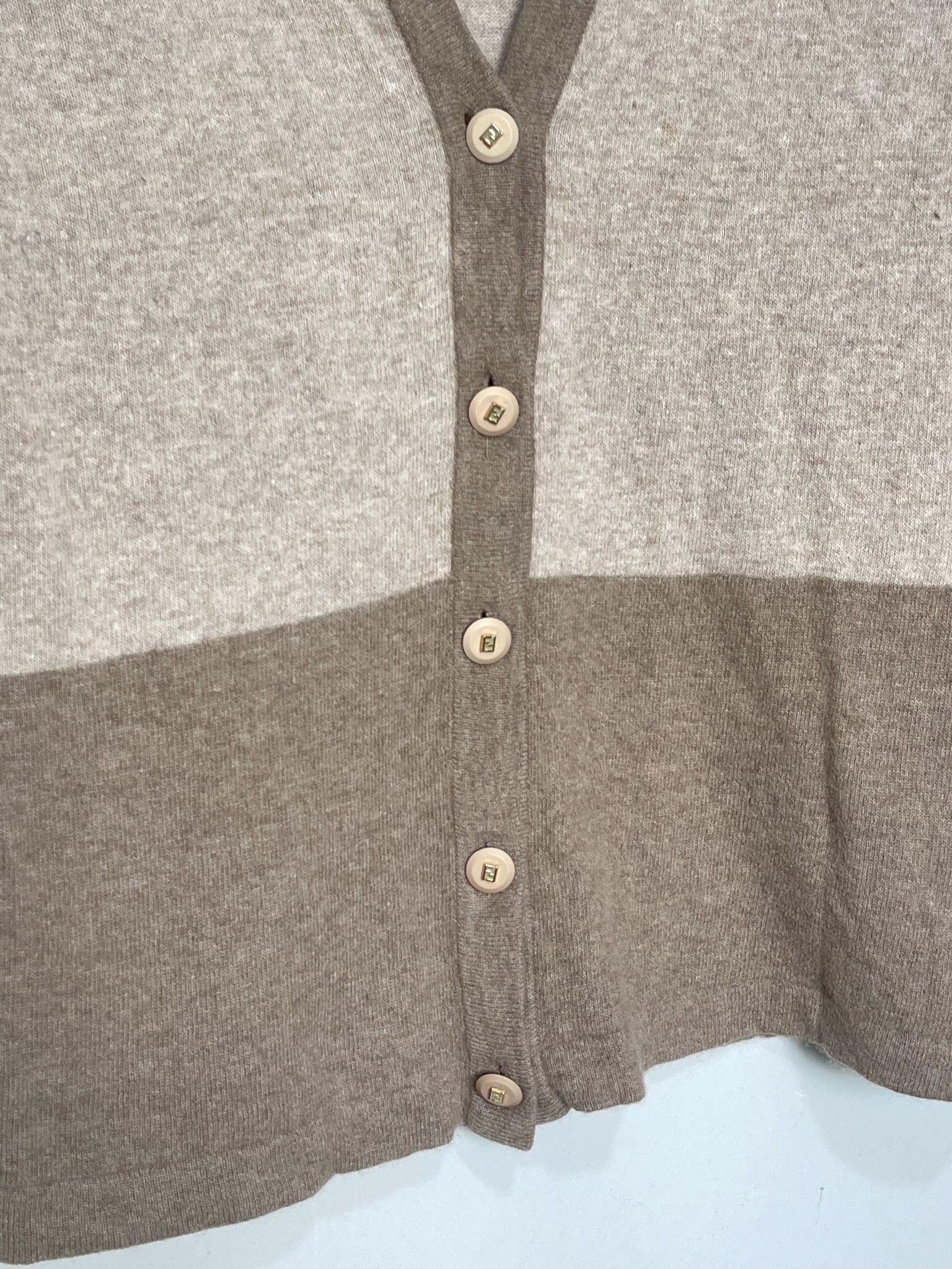 Fendi 🔥 fendi sweater cardigan wool Fendi size xl Size XL / US 12-14 / IT 48-50 - 2 Thumbnail
