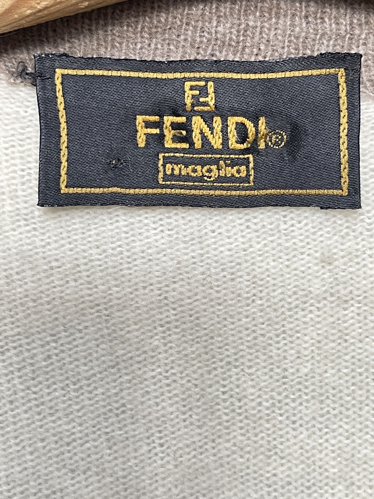 Fendi 🔥 fendi sweater cardigan wool Fendi size xl Size XL / US 12-14 / IT 48-50 - 5 Thumbnail