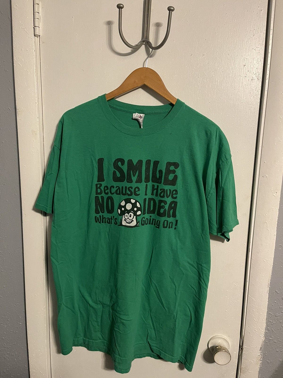 Vintage Vintage Smile Tee Size US XL / EU 56 / 4 - 1 Thumbnail