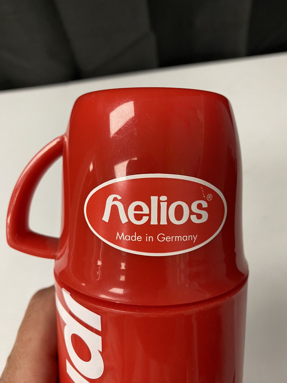 Supreme Supreme x Helios Thermos Red Size ONE SIZE - 3 Thumbnail