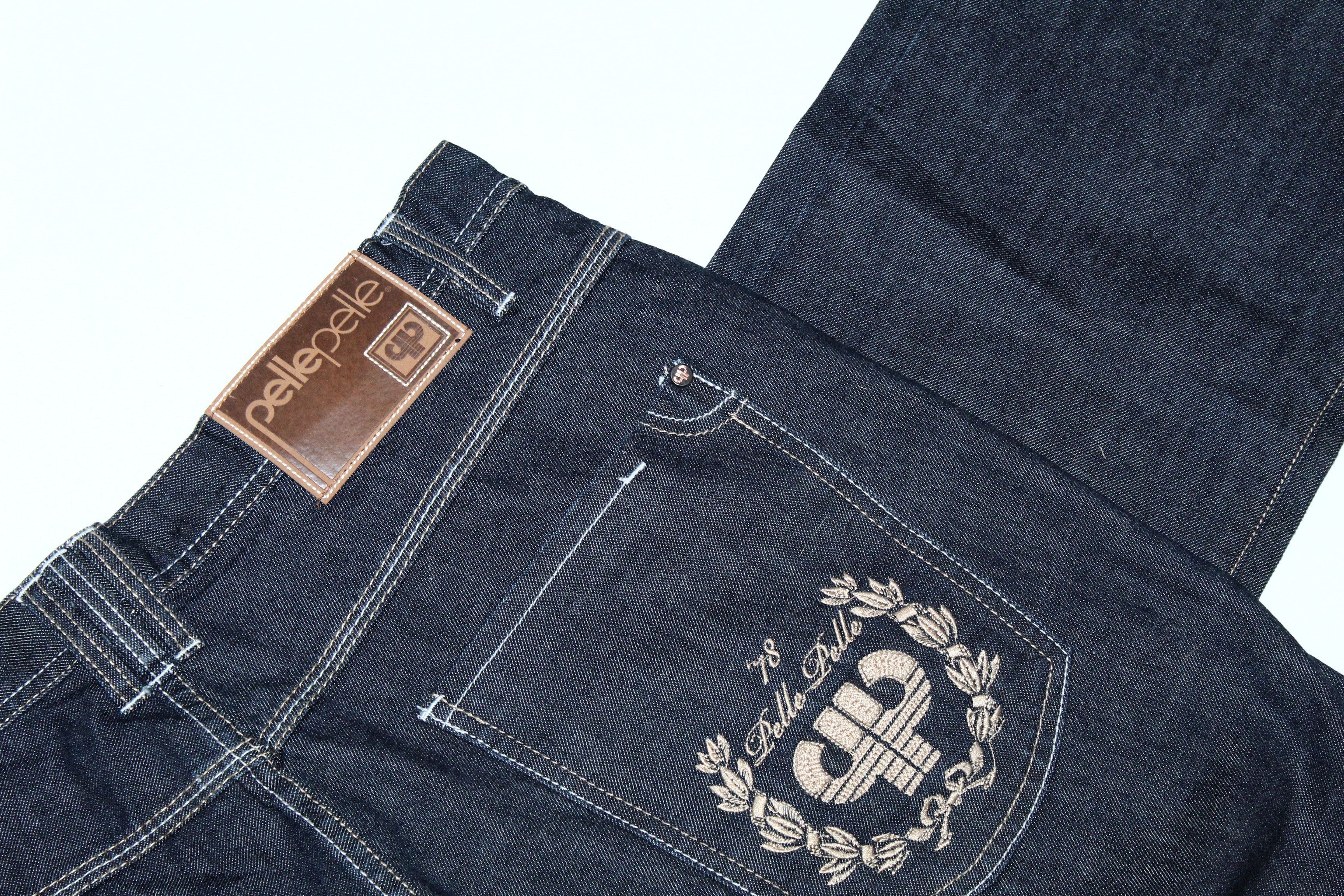 Pelle Pelle VTG Pelle Pelle Wide leg black raw denim baggy rap jeans Size US 38 / EU 54 - 13 Thumbnail