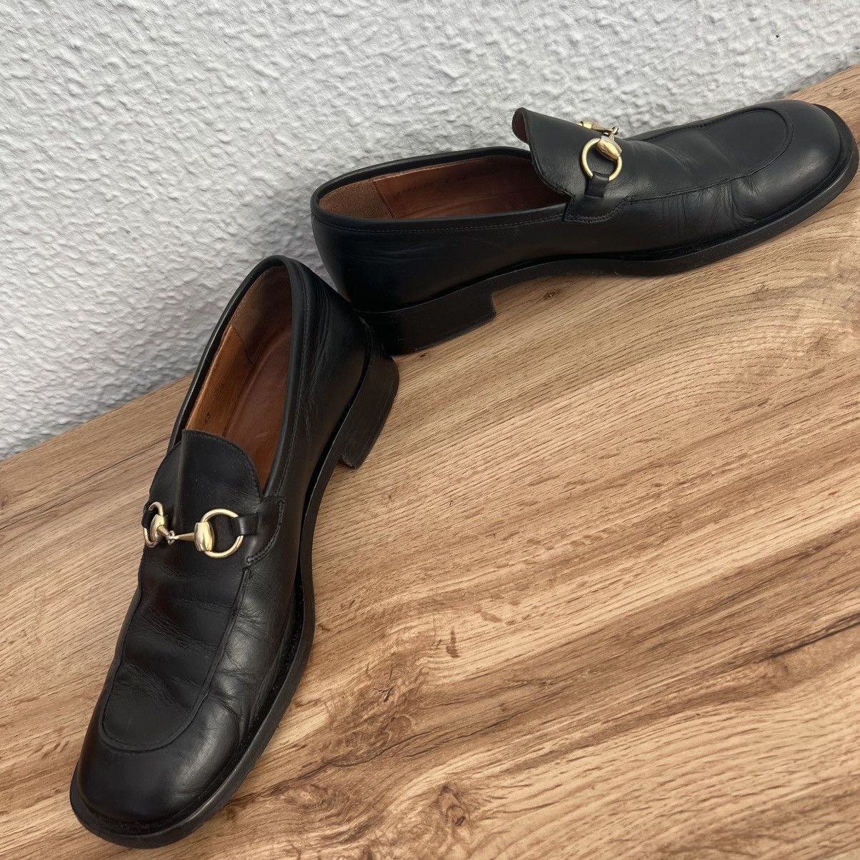 Gucci Gucci Black Loafers Black Leather Gold Logo Shoes Size US 9 / EU 42 - 4 Thumbnail