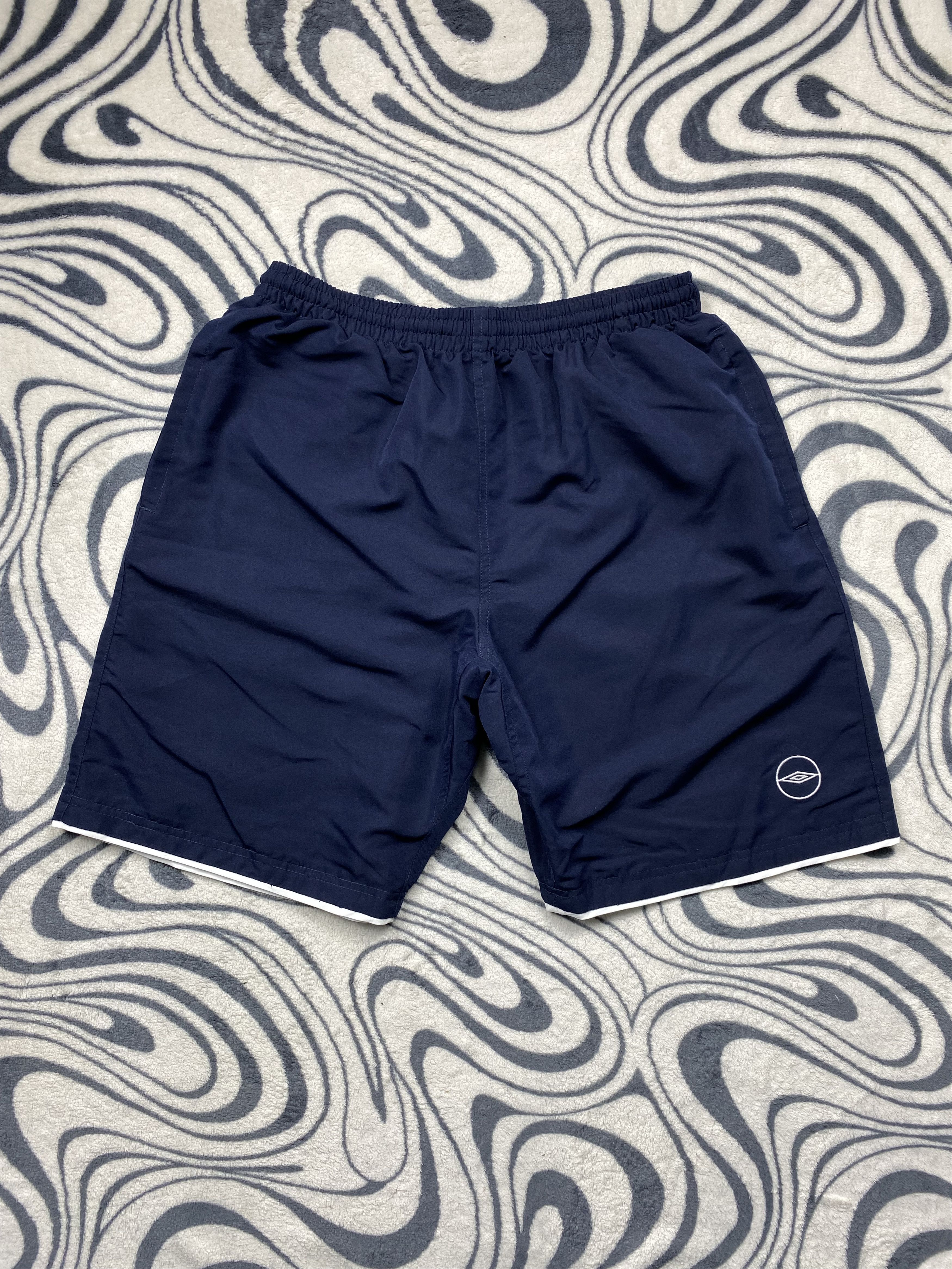 Umbro × Vintage Umbro Vintage Mens Nylon Shorts Y2K Size US 34 / EU 50 - 1 Thumbnail