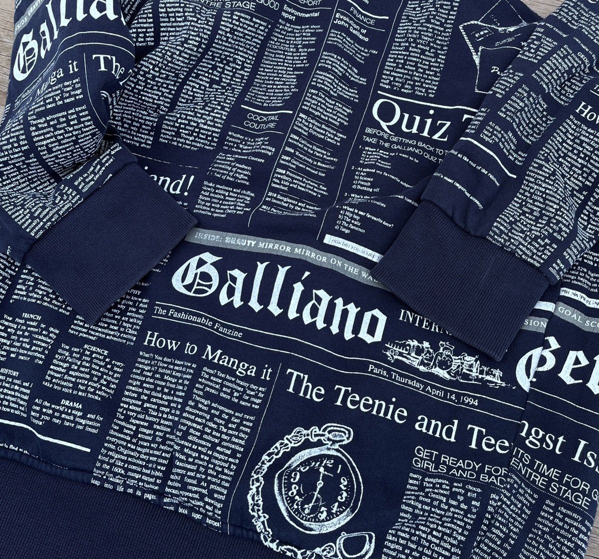 John Galliano 🔥Rare JOHN GALLIANO Gazette Newspaper Reversible Jacket Size S / US 4 / IT 40 - 16 Thumbnail