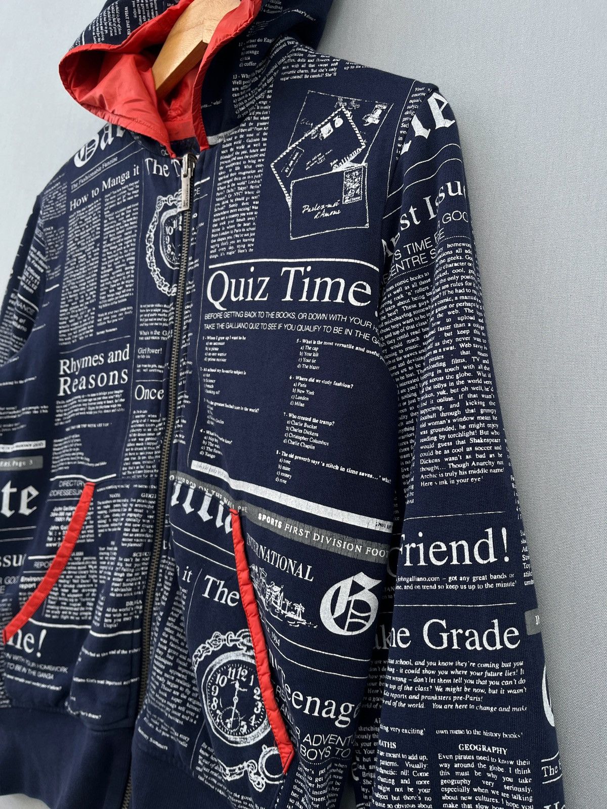 John Galliano 🔥Rare JOHN GALLIANO Gazette Newspaper Reversible Jacket Size S / US 4 / IT 40 - 7 Thumbnail