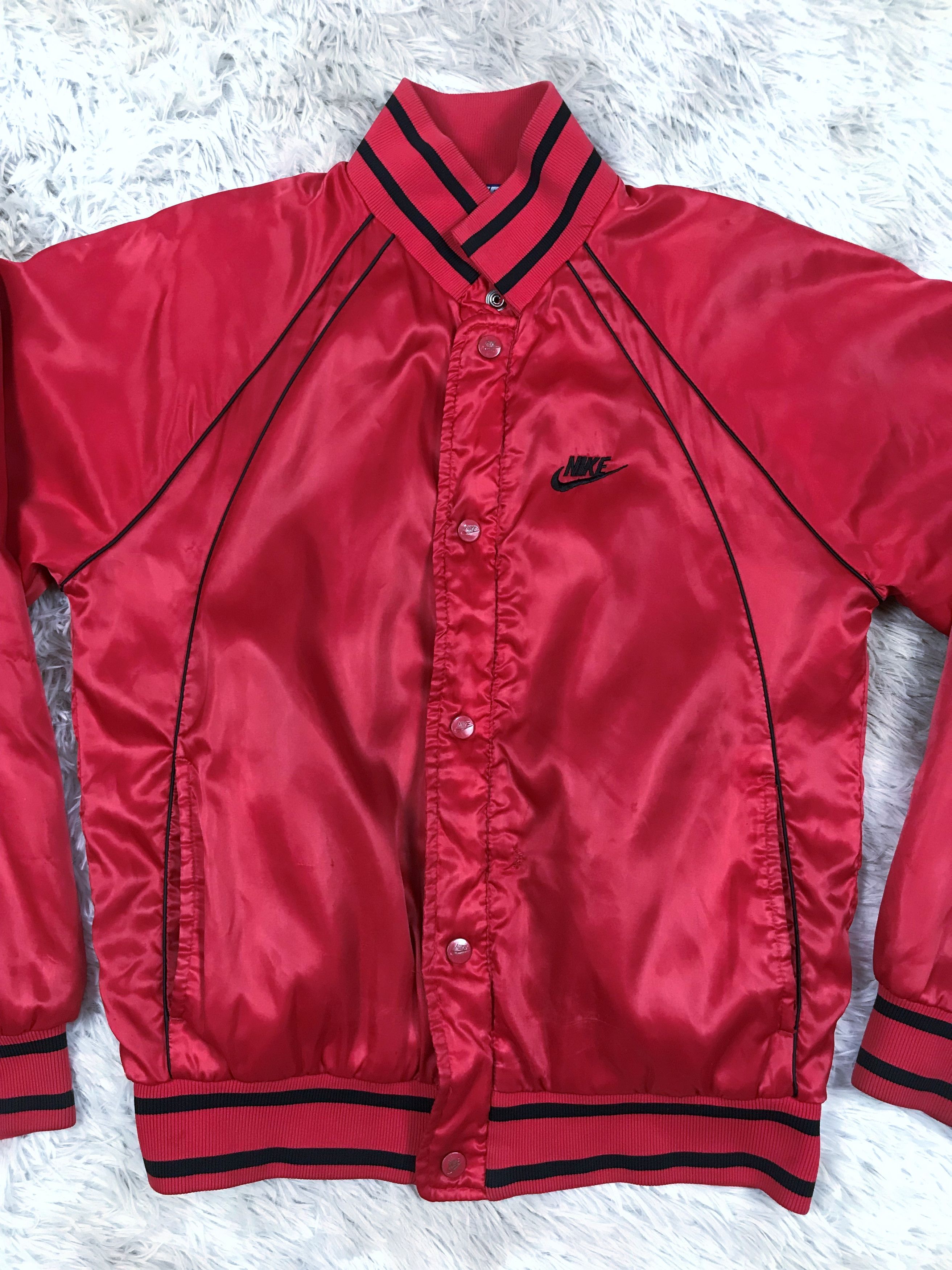 Nike × Vintage 80's NIKE AIR JORDAN OG Red Satin Bomber Jacket Blue Tag Size US S / EU 44-46 / 1 - 4 Thumbnail