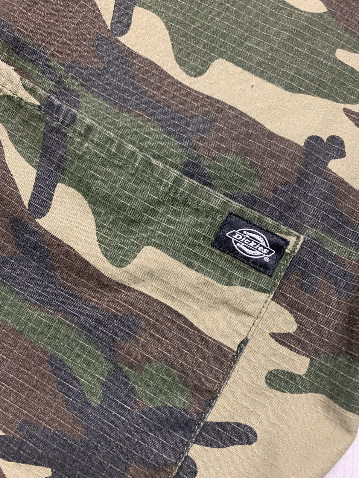 Dickies × Vintage Vintage Dickies Camo over shirt light jacket size M Size US M / EU 48-50 / 2 - 3 Thumbnail