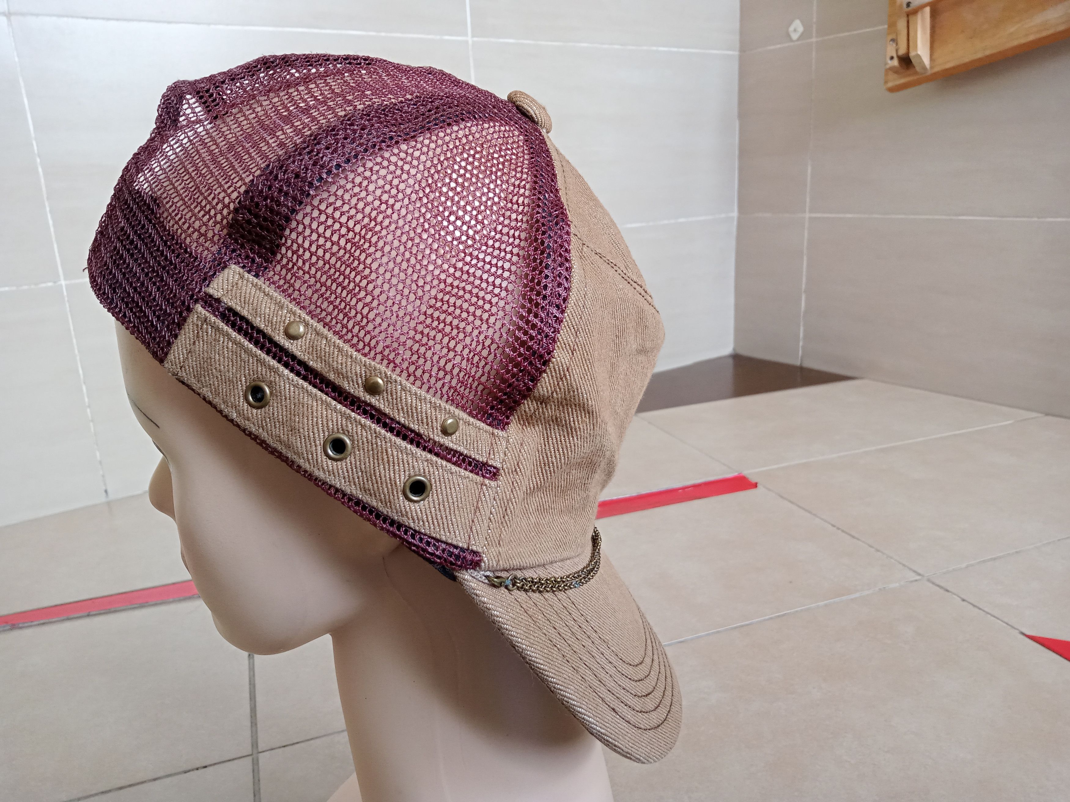 Vintage Vintage Universal Stylo Japanese Trucker Hat Size ONE SIZE - 4 Thumbnail