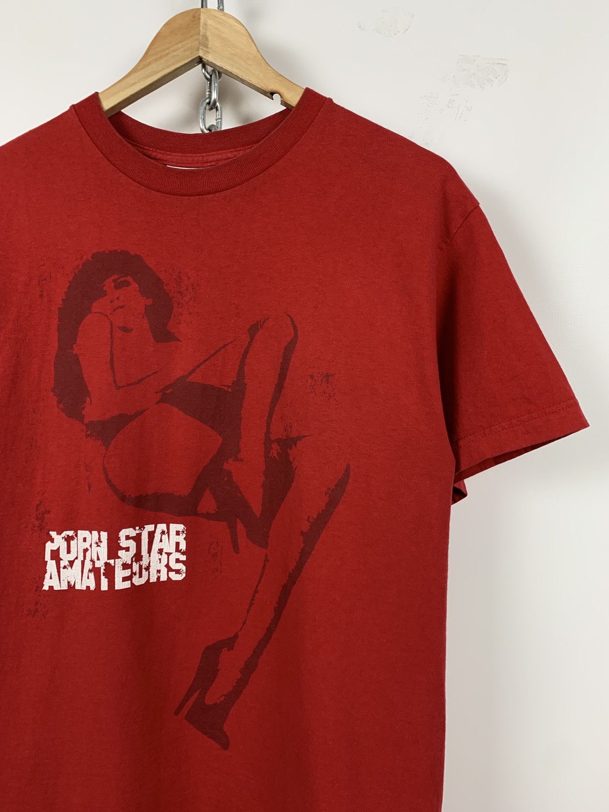 Girl Skateboards Vintage Pornstar Amateurs Red T-Shirt Size US S / EU 44-46 / 1 - 3 Thumbnail