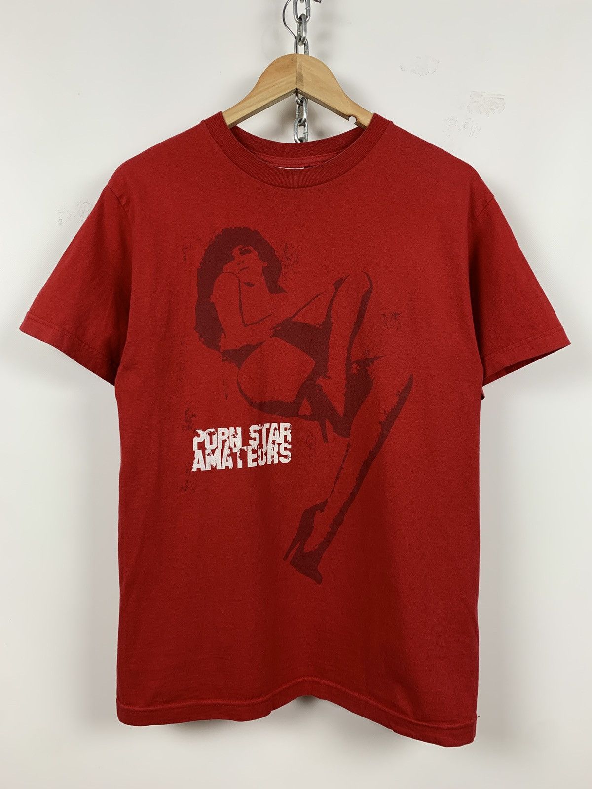 Girl Skateboards Vintage Pornstar Amateurs Red T-Shirt Size US S / EU 44-46 / 1 - 1 Thumbnail