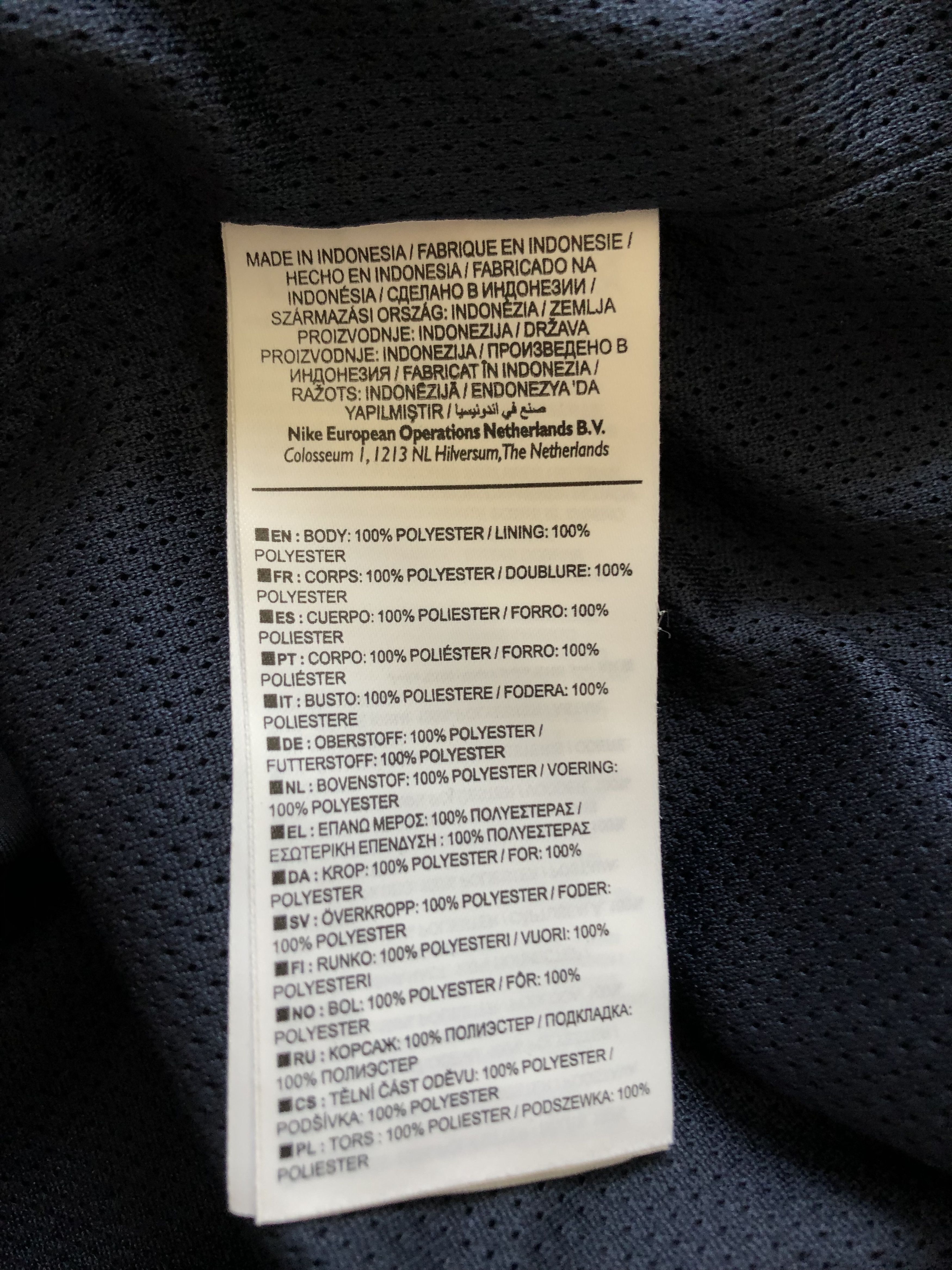 Nike Nike VfL Wolfsburg Football Training Jacket Soccer Rare Size US M / EU 48-50 / 2 - 11 Thumbnail