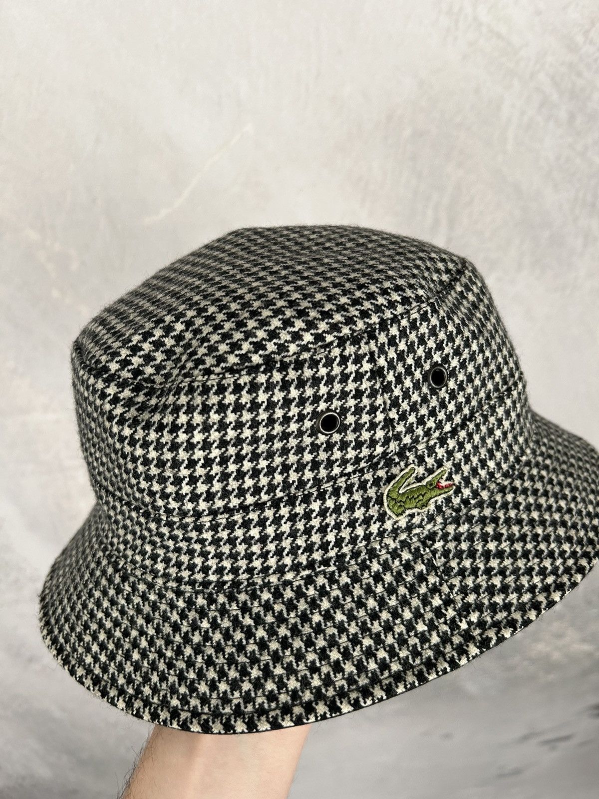 Lacoste Vintage Lacoste Reversible Bucket Hat Streetwear Luxury Size ONE SIZE - 2 Thumbnail