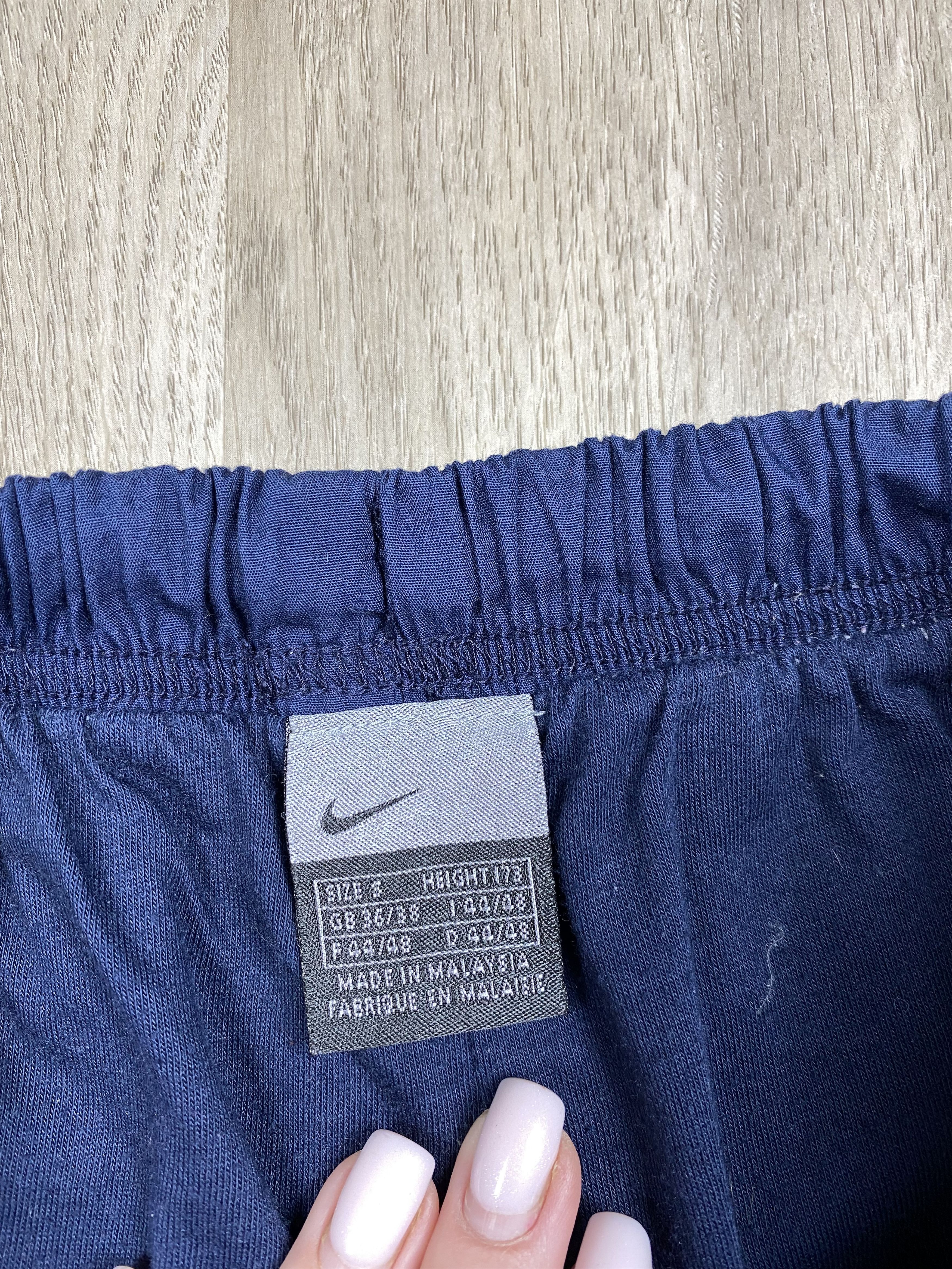 Nike × Vintage Nike Vintage Faded Mens Nylon Pants Y2K Drill Thrashed Size US 30 / EU 46 - 7 Thumbnail