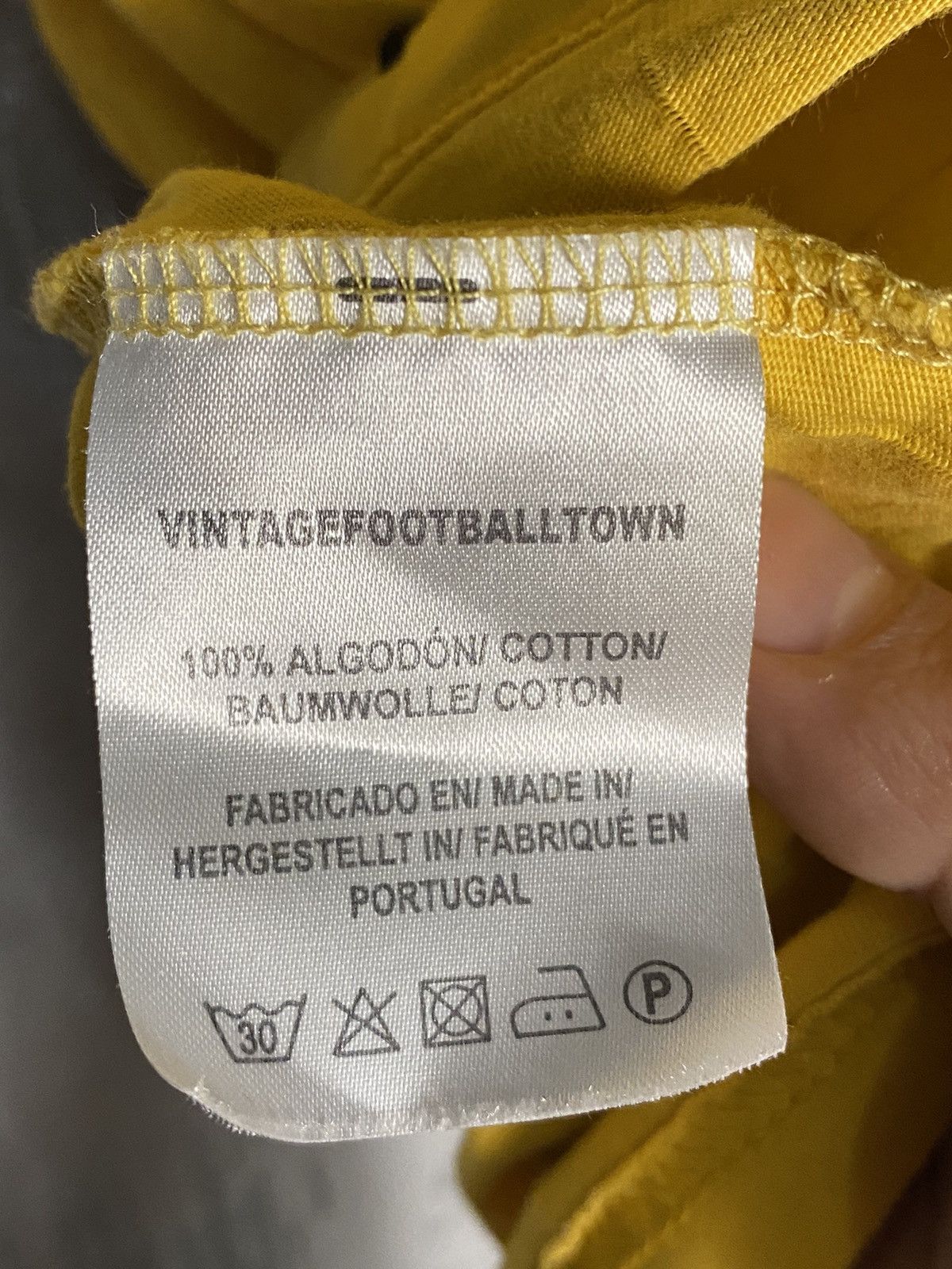 Toffs × Vintage Vintage Wolverhampton Retro Soccer Jersey Size US S / EU 44-46 / 1 - 5 Thumbnail
