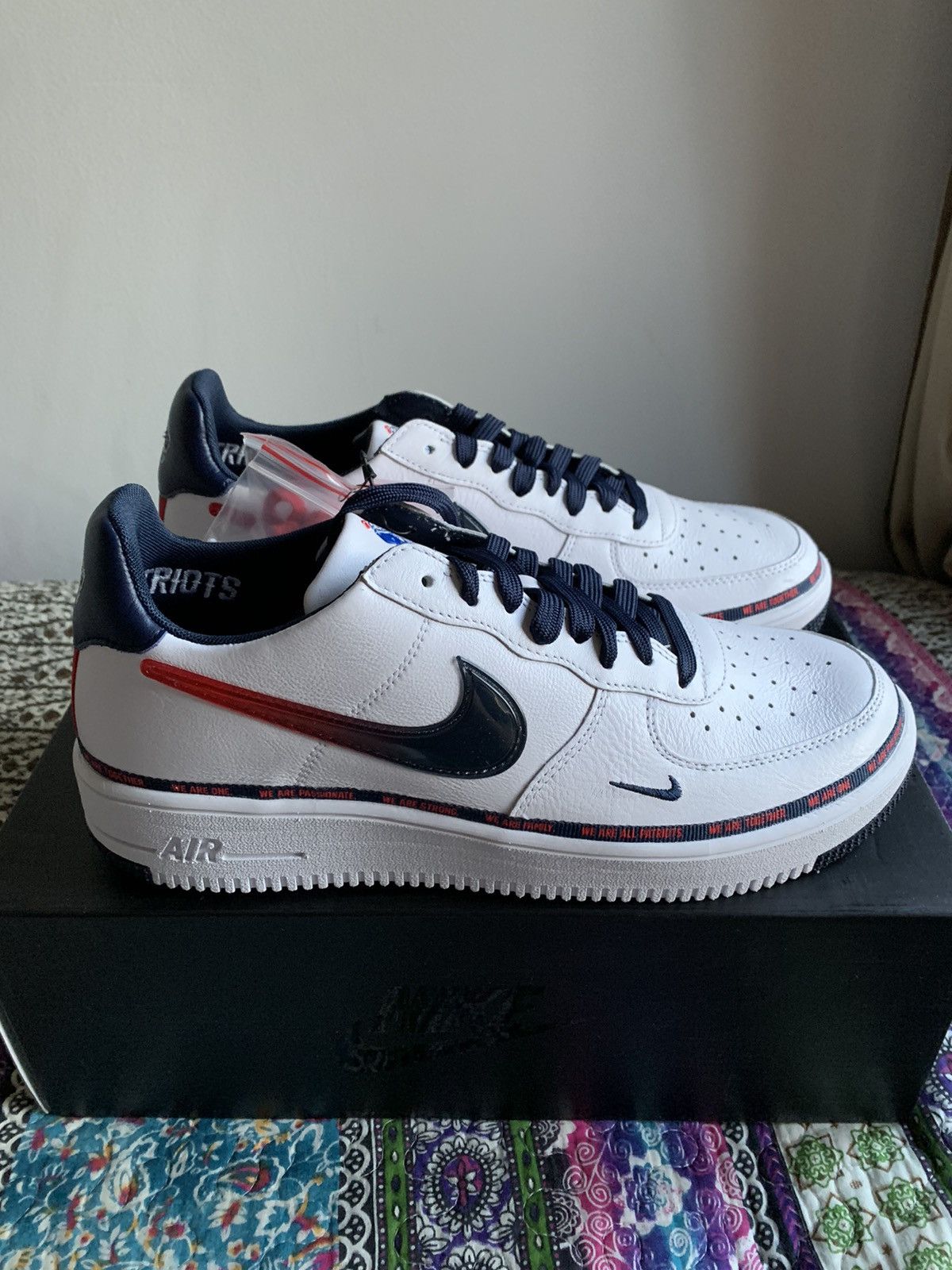 NFL × Nike Nike Air Force 1 Ultraforce New England Patriots Size US 10 / EU 43 - 1 Thumbnail