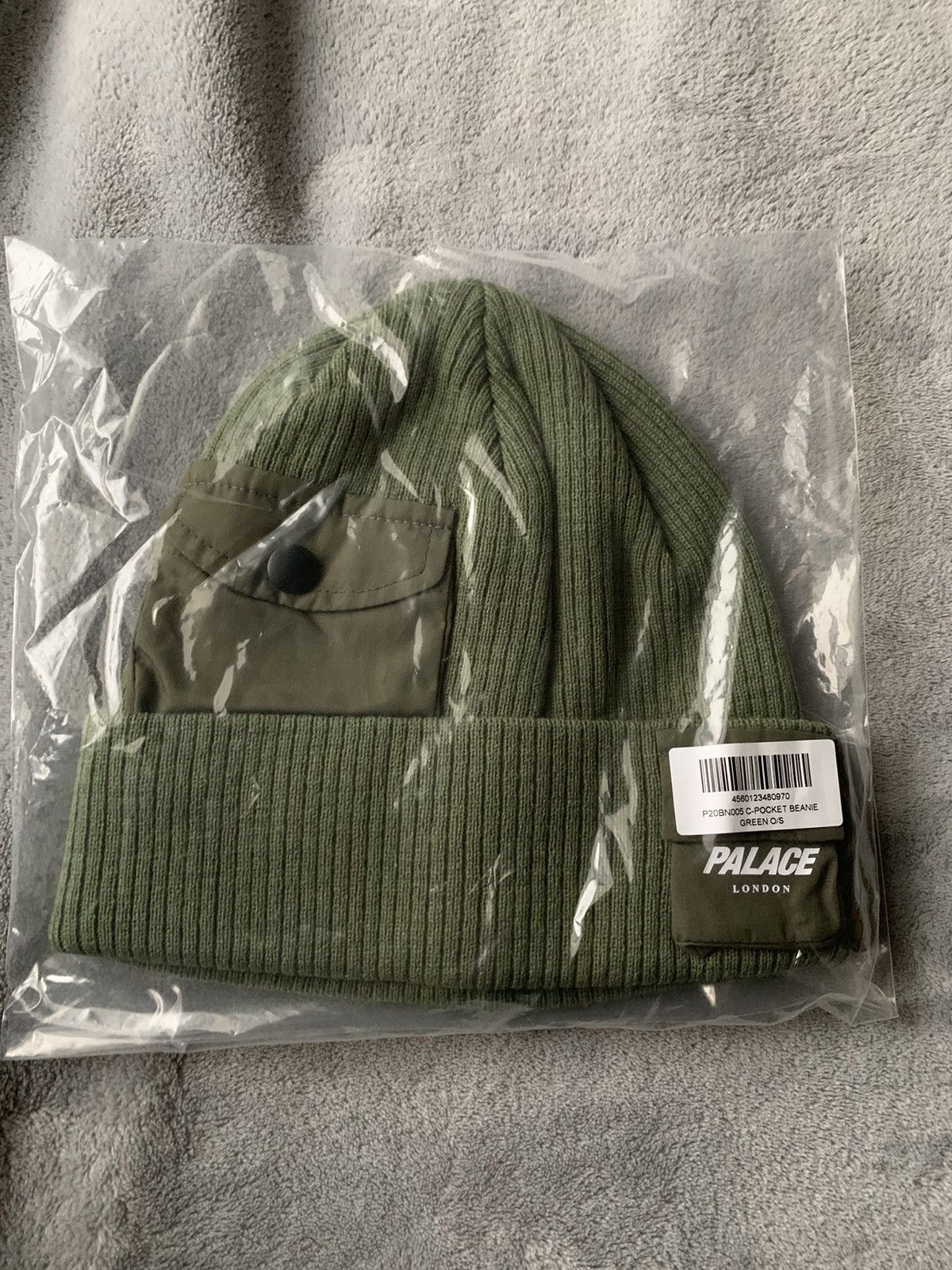 Palace Palace C Pocket Beanie Green Size ONE SIZE - 1 Preview