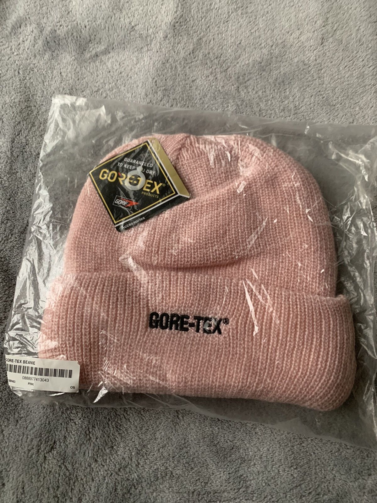 Goretex × Supreme Supreme GORETEX Loose Gauge Beanie Pink Size ONE SIZE - 2 Thumbnail