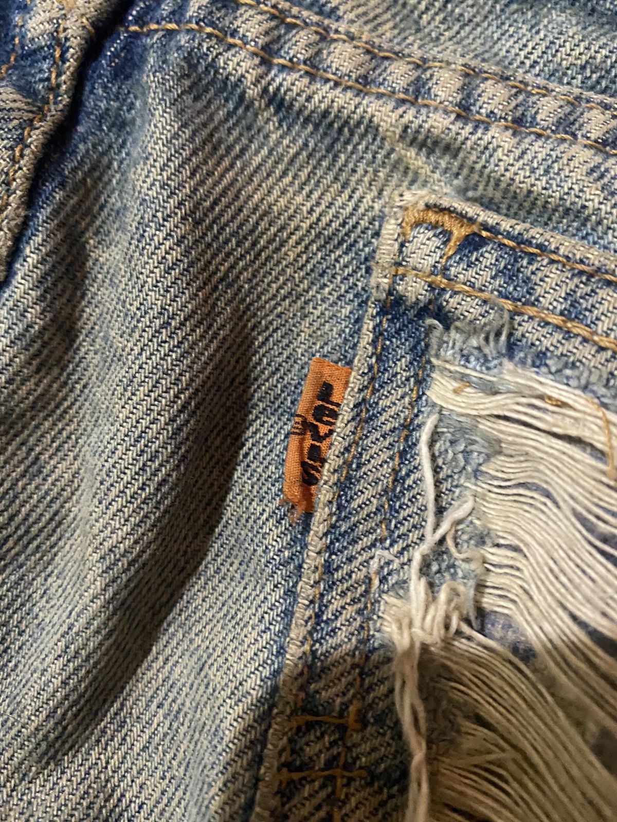 Levi's Vintage Clothing Vintage Levi’s 505 Orange Tag Distressed Denim Size US 33 - 10 Thumbnail
