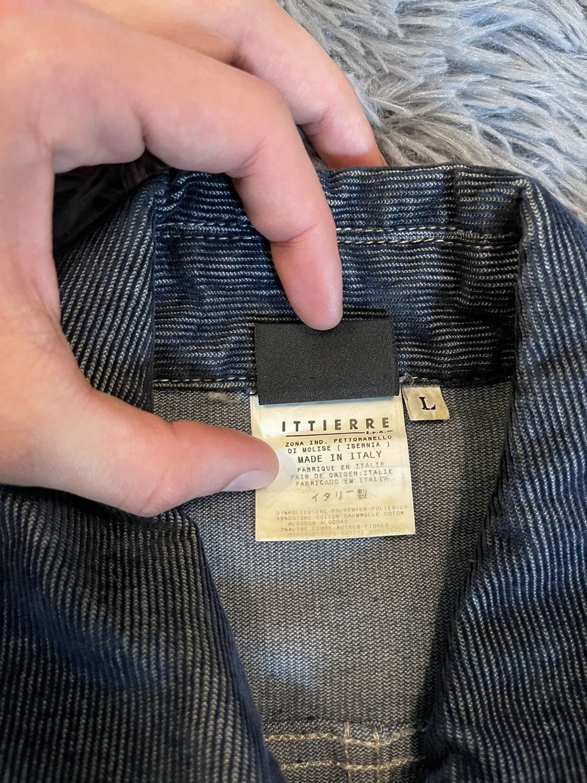 Versace × Vintage Versace 90s vintage Medusa buttons corduroy jacket Size L / US 10 / IT 46 - 6 Thumbnail