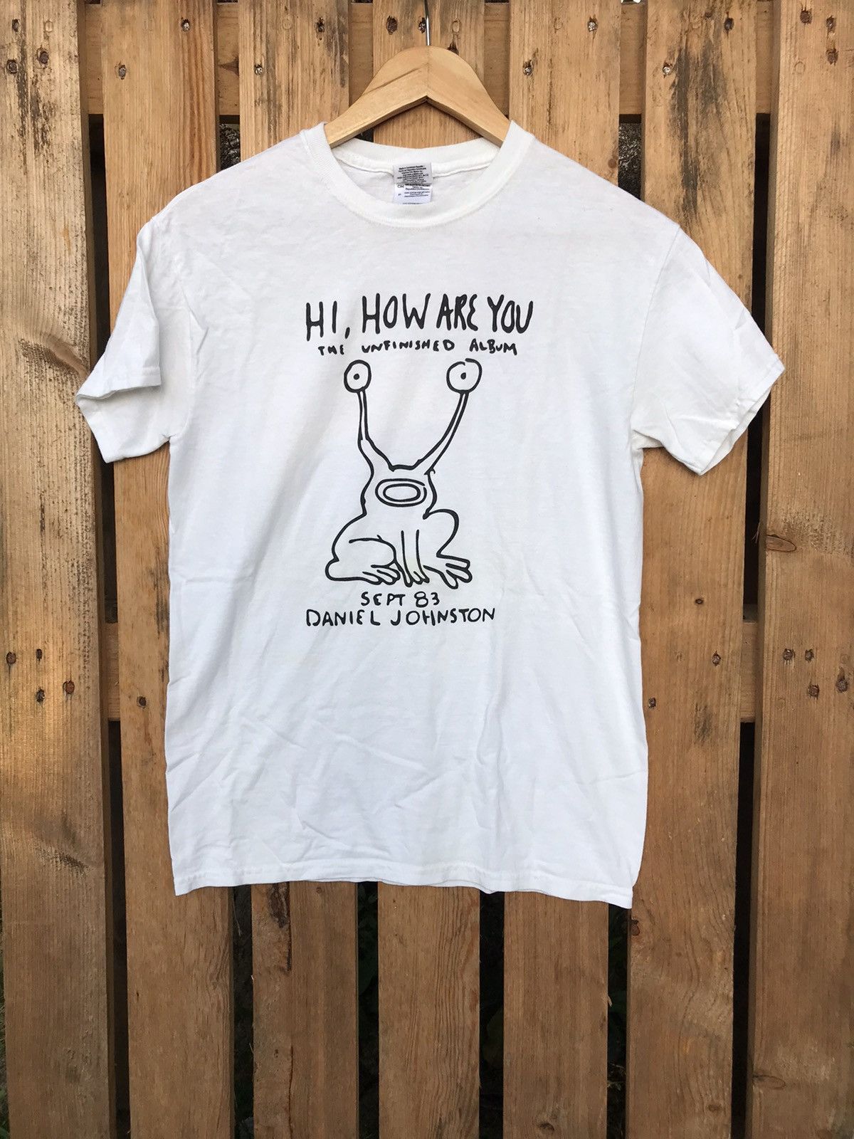 Band Tees × Vintage Vtg Daniel Johnston Artwork Grunge Kurt Cobain Tee Size US S / EU 44-46 / 1 - 1 Thumbnail