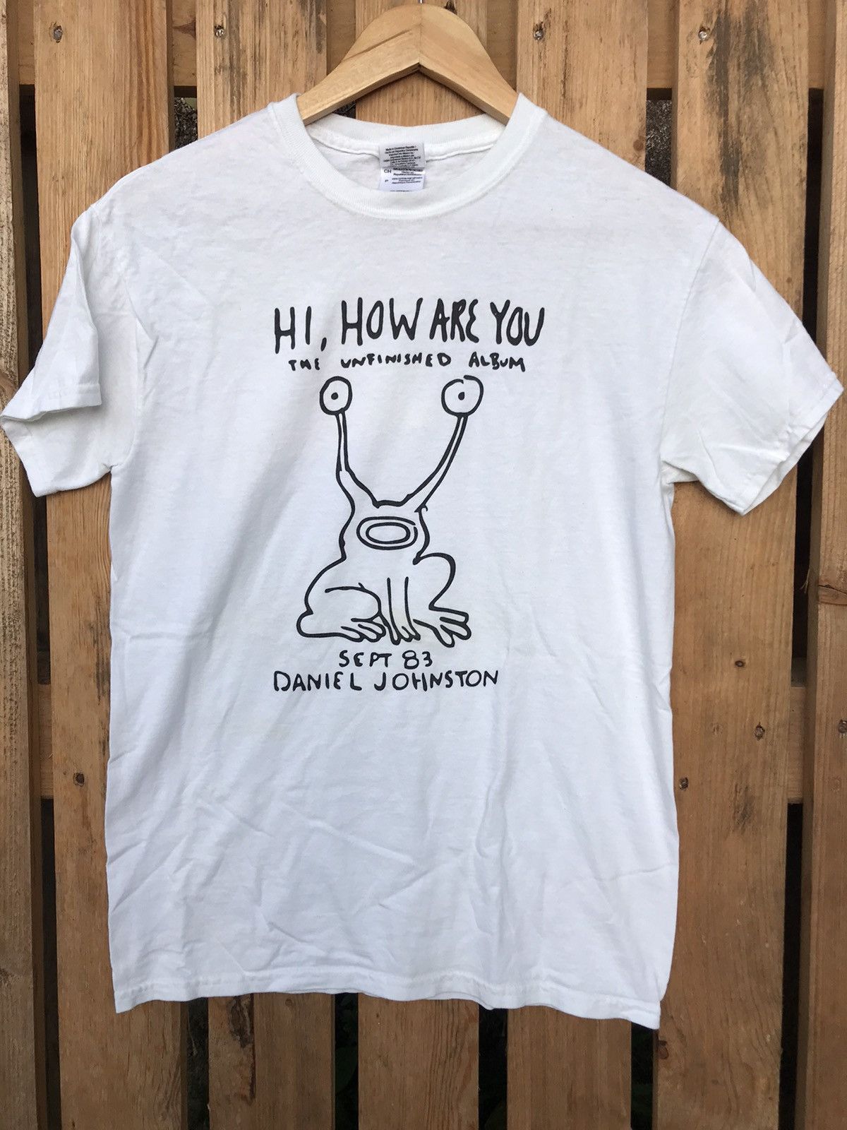 Band Tees × Vintage Vtg Daniel Johnston Artwork Grunge Kurt Cobain Tee Size US S / EU 44-46 / 1 - 2 Thumbnail