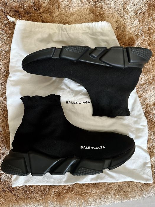 black balenciaga speed runners