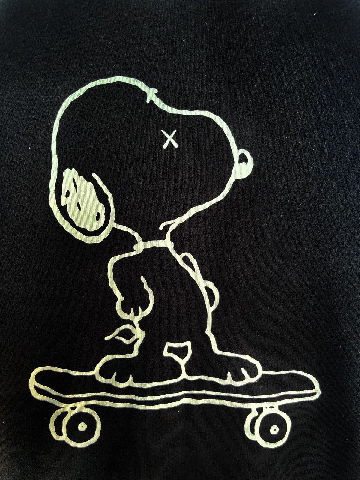 Kaws × Peanuts × Uniqlo Uniqlo x Kaws x Peanuts Sweatshirt Size US L / EU 52-54 / 3 - 3 Thumbnail