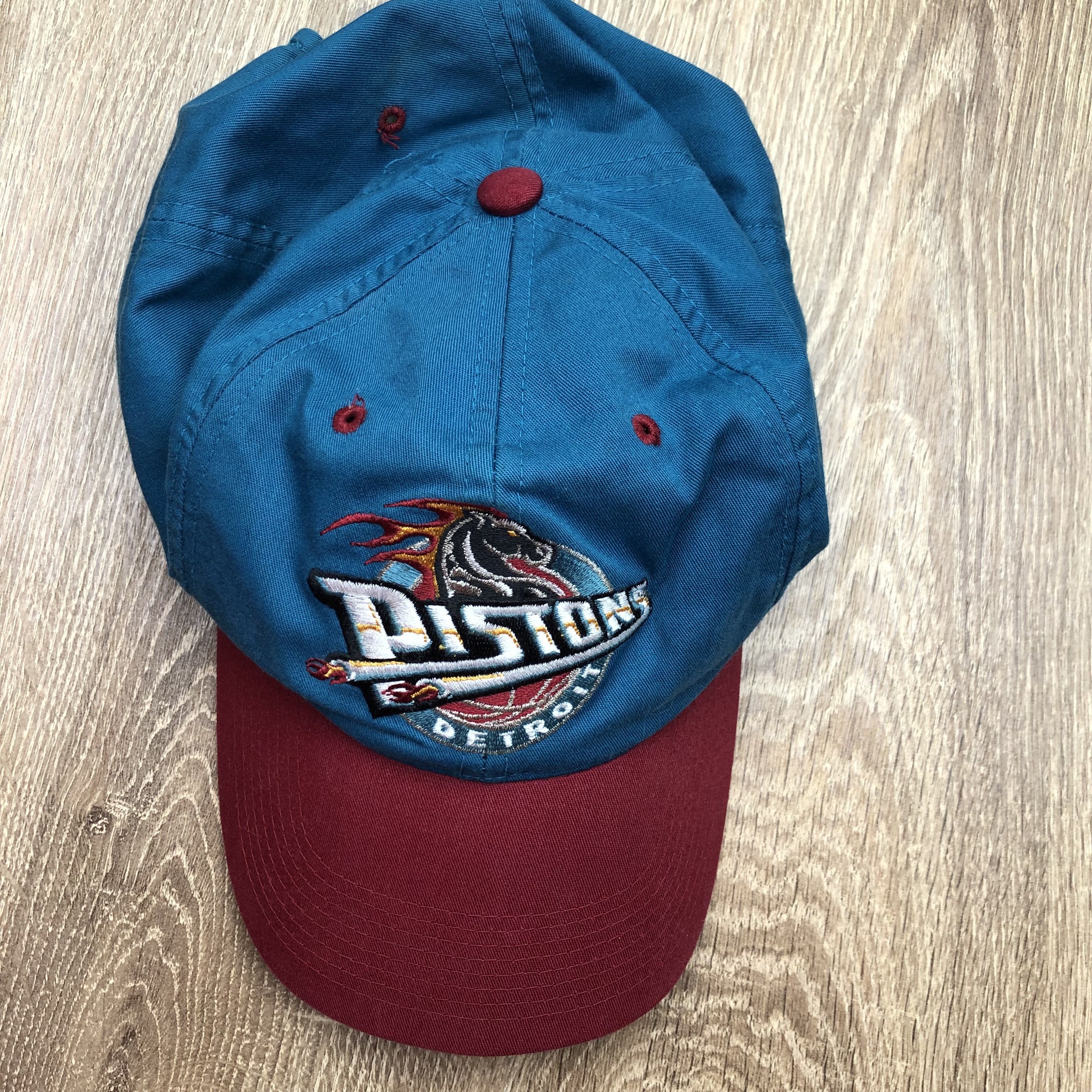NBA × Vintage Vintage 90's Detroit Pistons Snapback Hat Cap Y2K Hype Size ONE SIZE - 4 Thumbnail